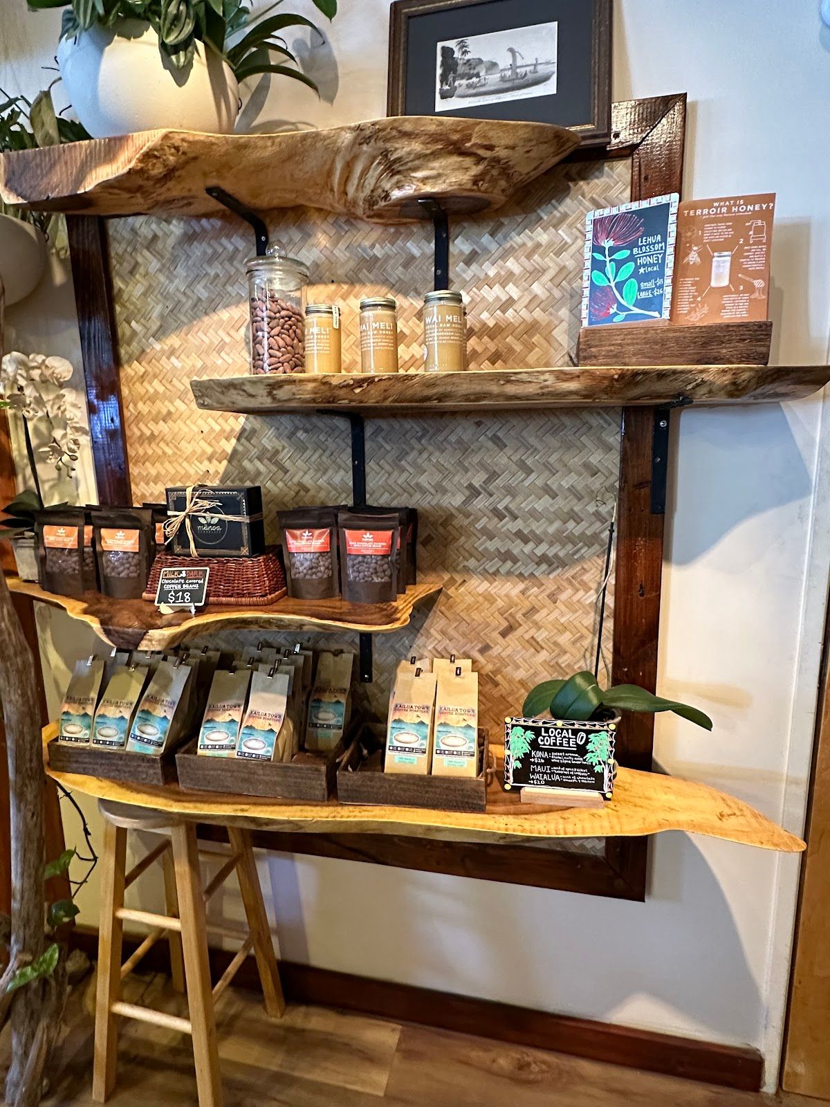 Photo 4 of Mānoa Chocolate & Wine Bar in Kailua & Lanikai, Oahu