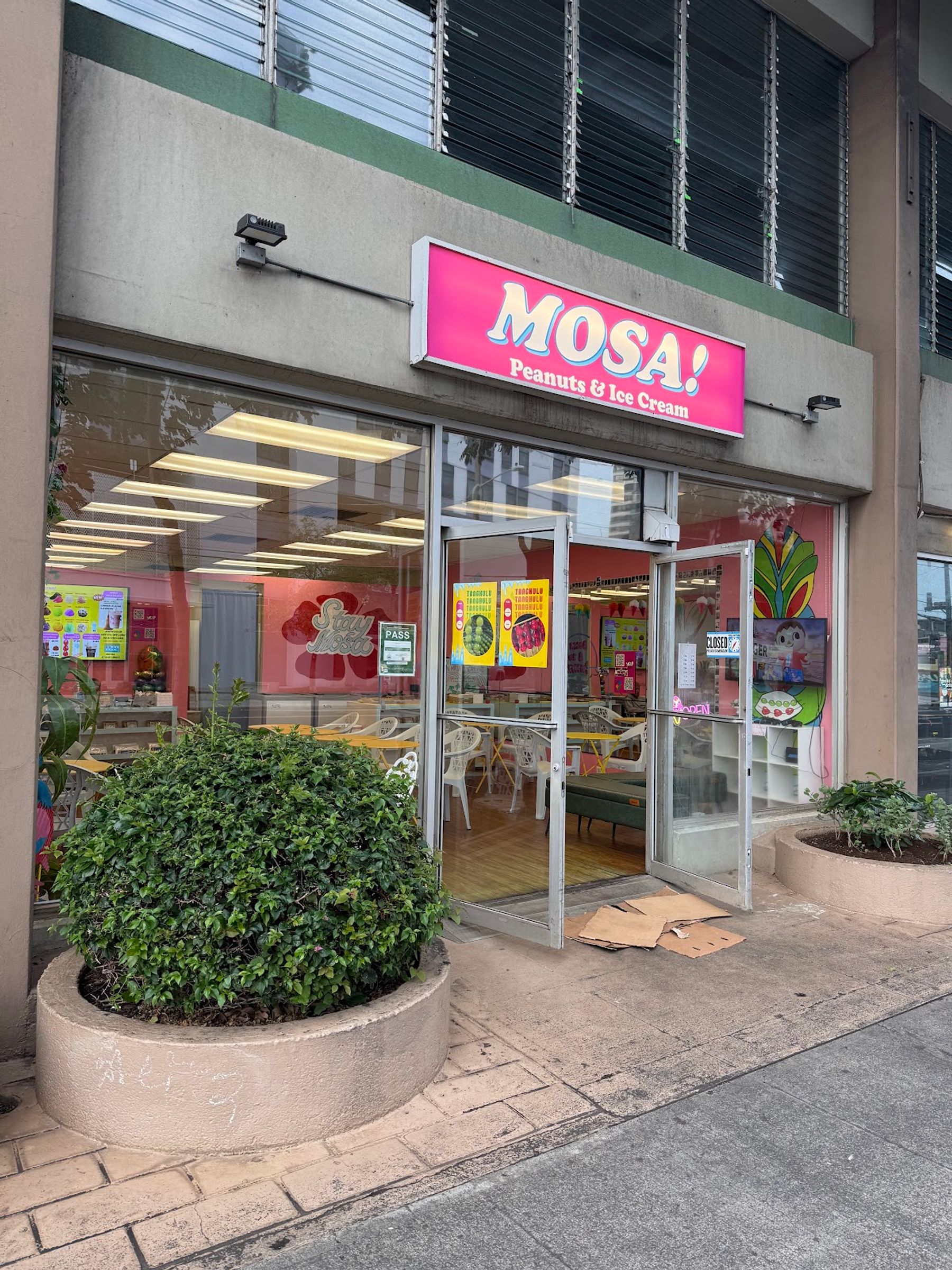 Photo 1 of MOSA! in Ala Moana & Mōʻiliʻili, Oahu