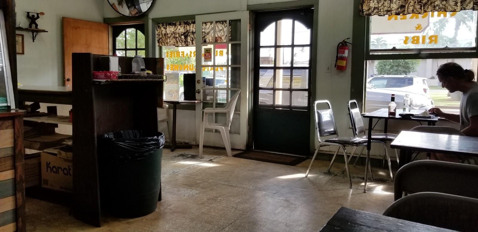 Da Booze Shop restaurant in Waimea, Kaua‘i photo 6