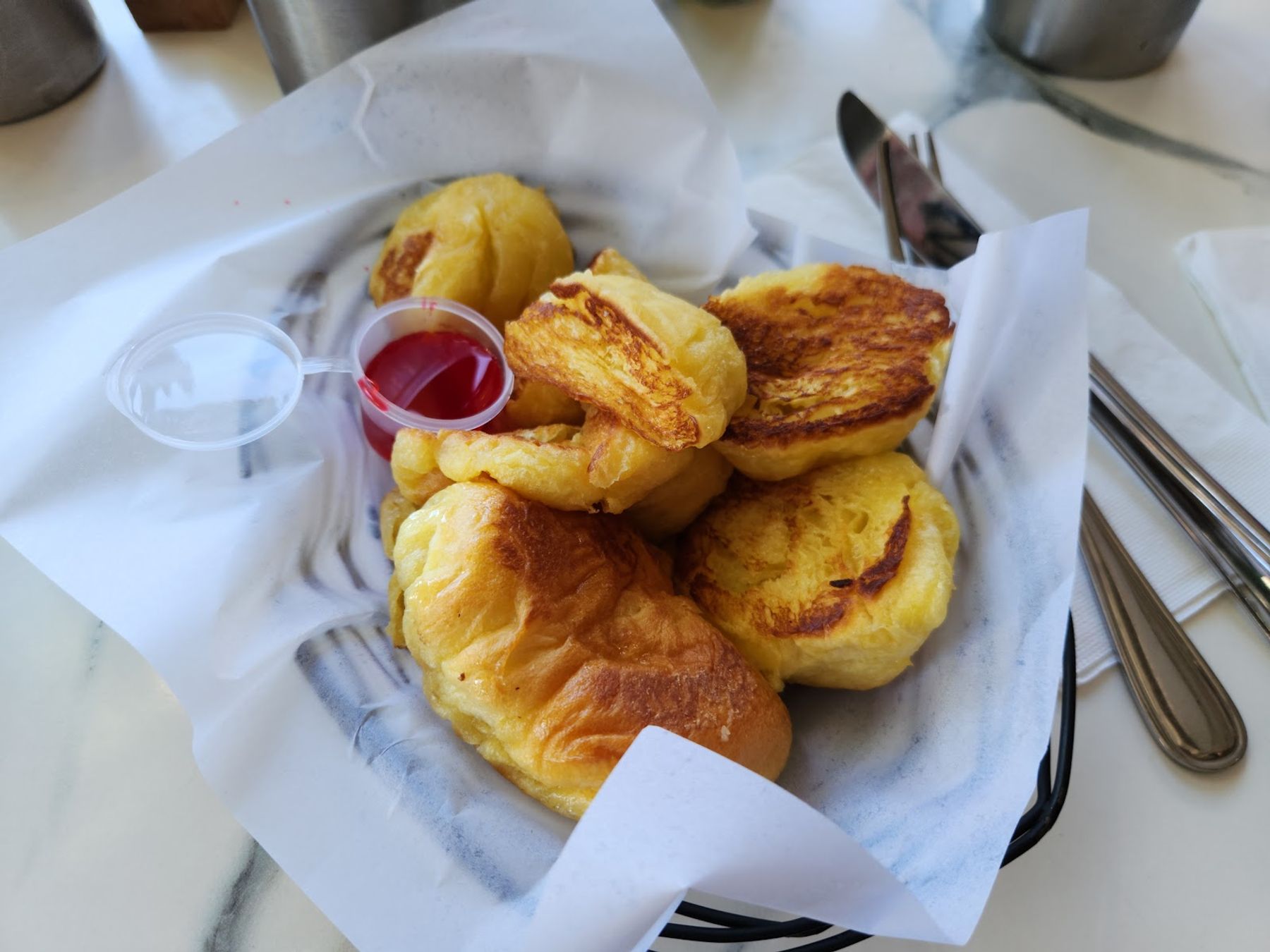 Photo 8 of Liliha Bakery Waikiki in Waikīkī, Oahu