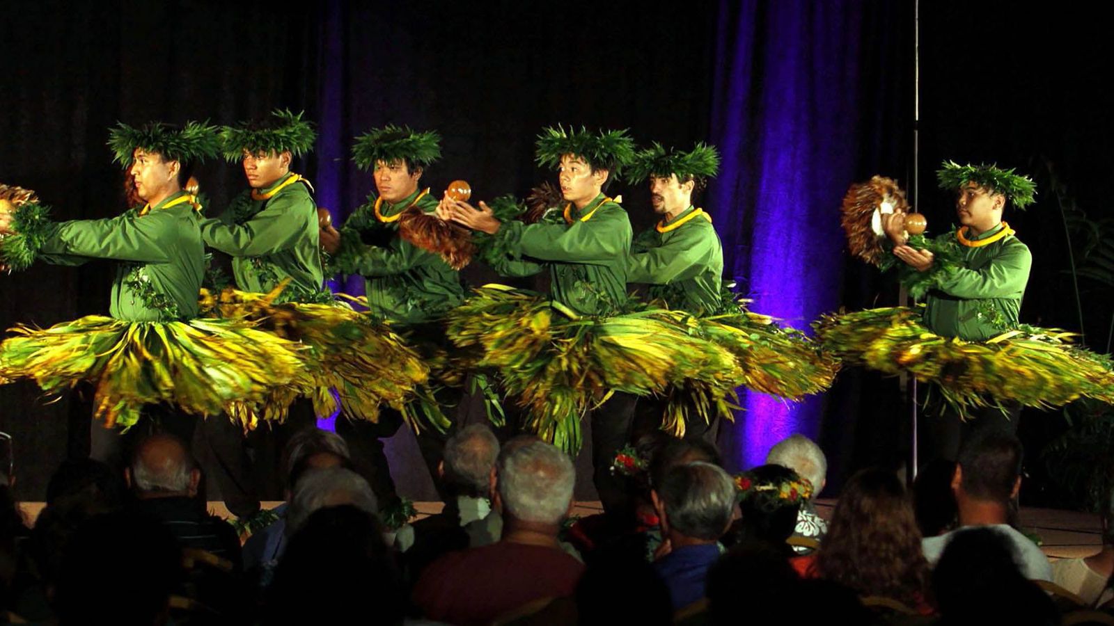 Respectful Heiau and Hula on Hawaiʻi Island