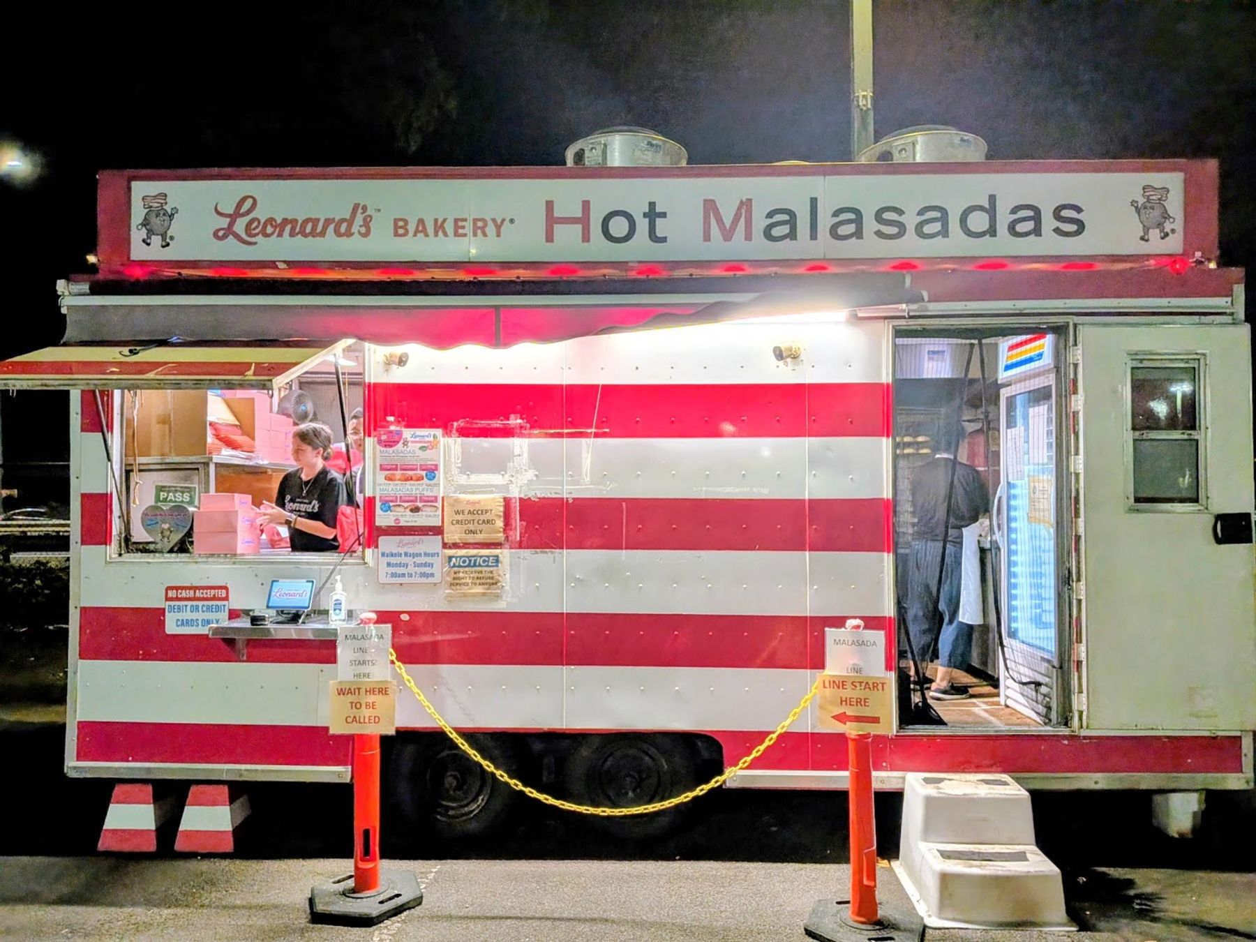 Photo 4 of Leonard's Malasadamobile Wagon in Waipahu & Kunia, Oahu