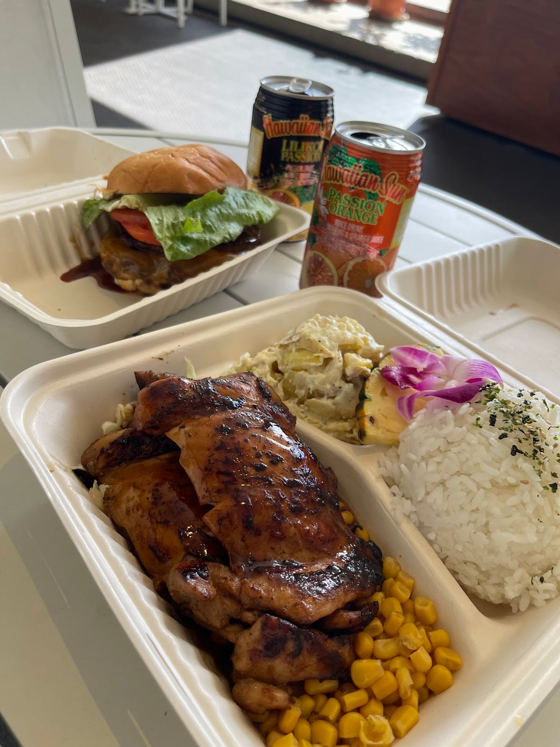 Photo 4 of Aloha food truck in Waikīkī, Oahu