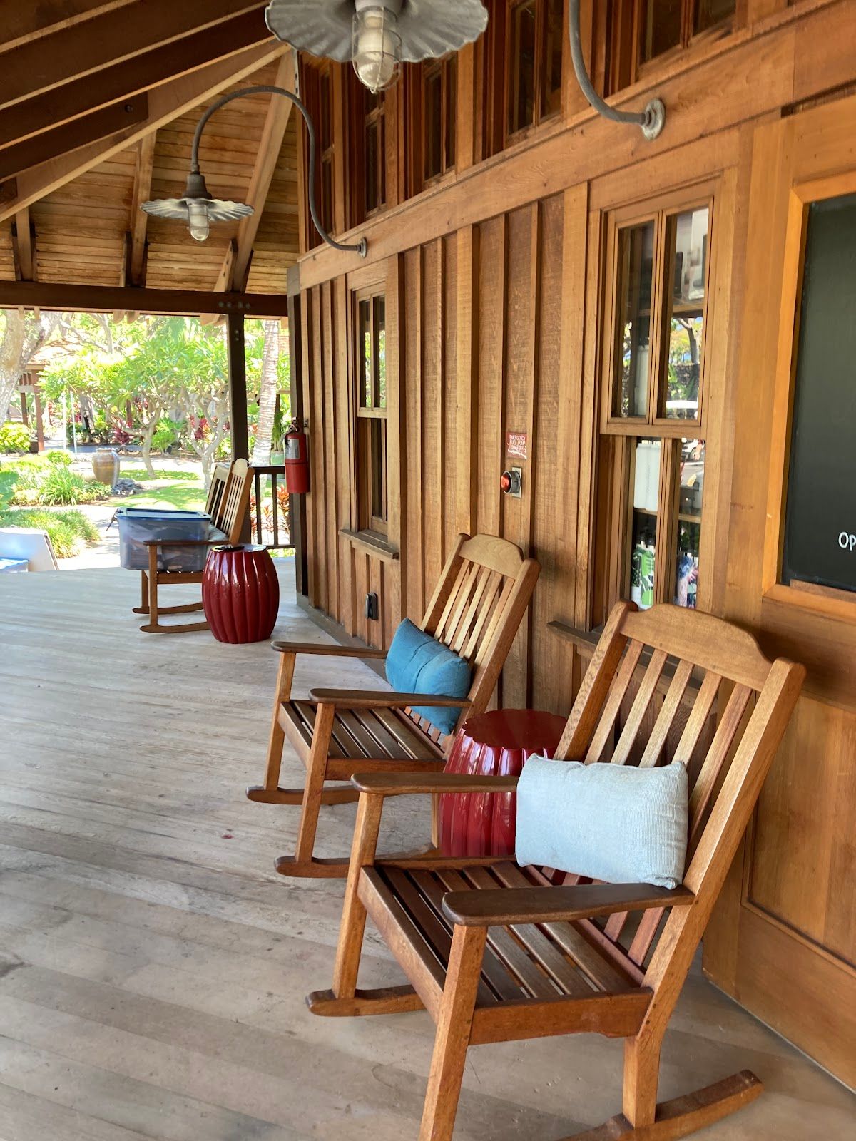 Photo 4 of Hualalai Trading Company in Kailua-Kona, Big Island