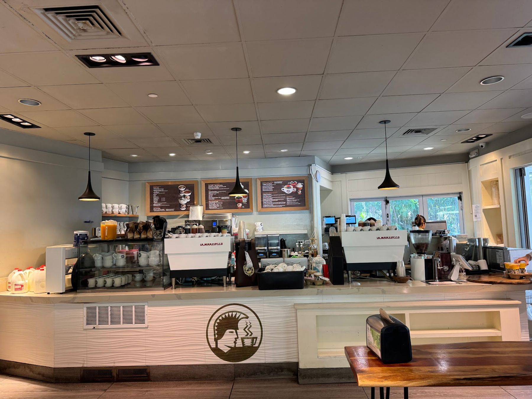 Photo 10 of Island Vintage Coffee Waikiki in Waikīkī, Oahu