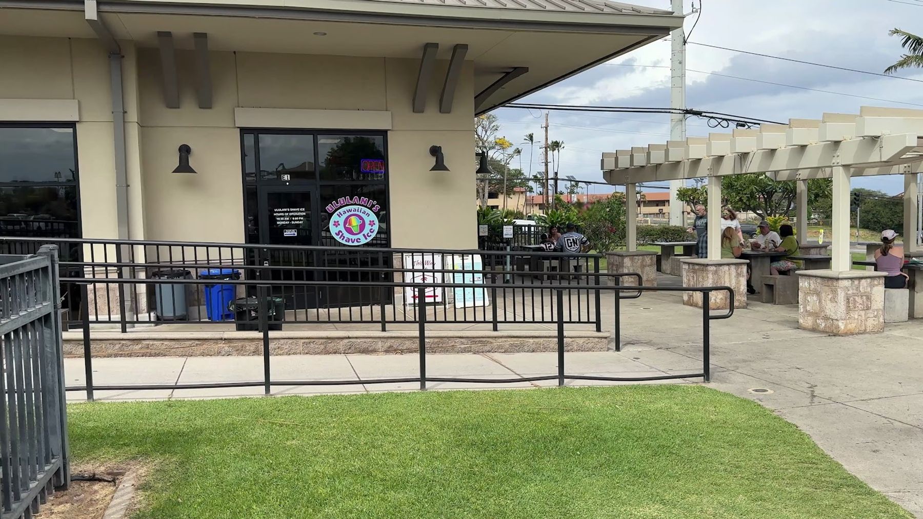 Photo 5 of Ululani's Hawaiian Shave Ice - Wailuku in Wailuku, Maui