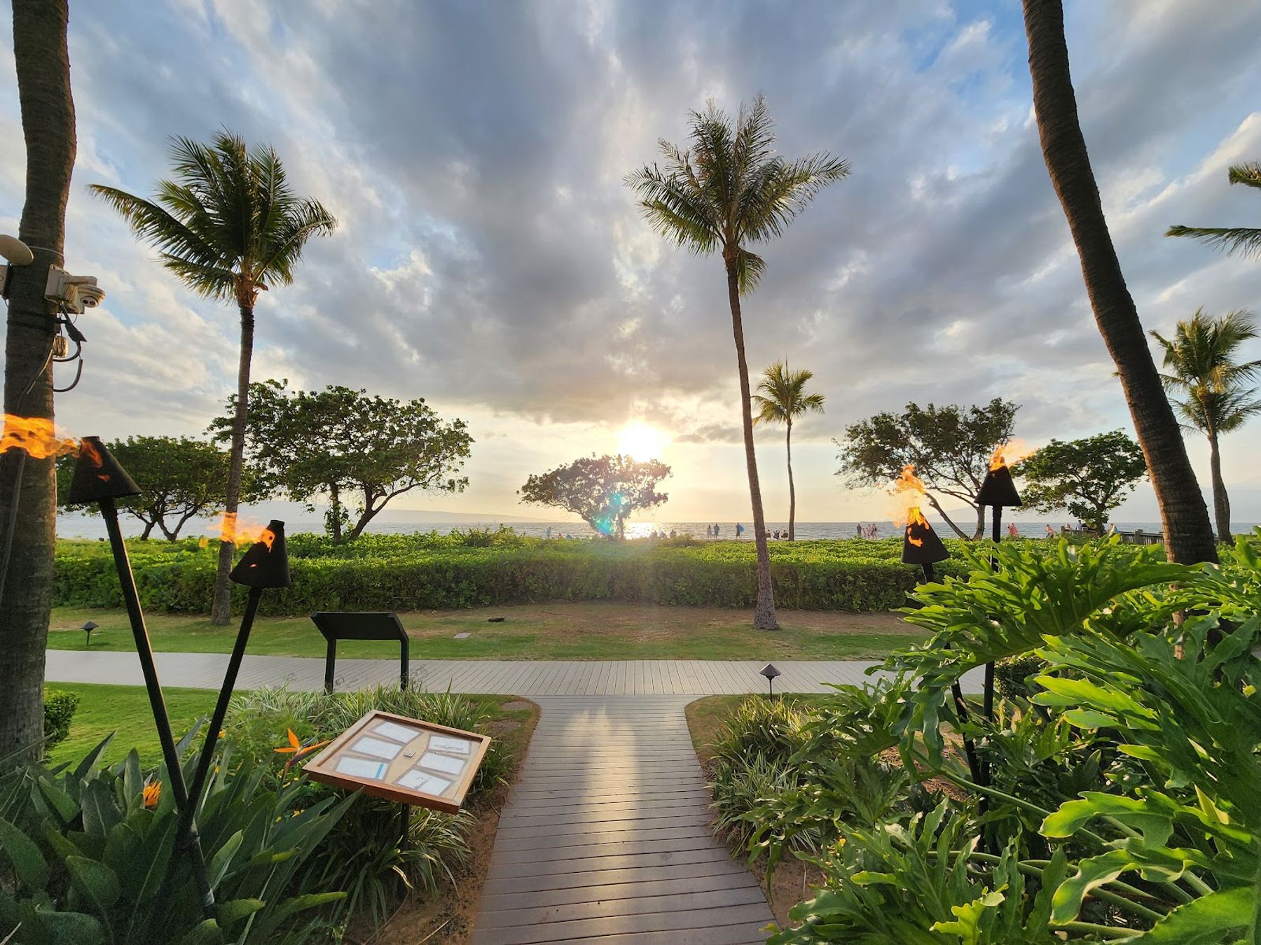 Photo 8 of Duke's Beach House Maui in Kāʻanapali, Maui