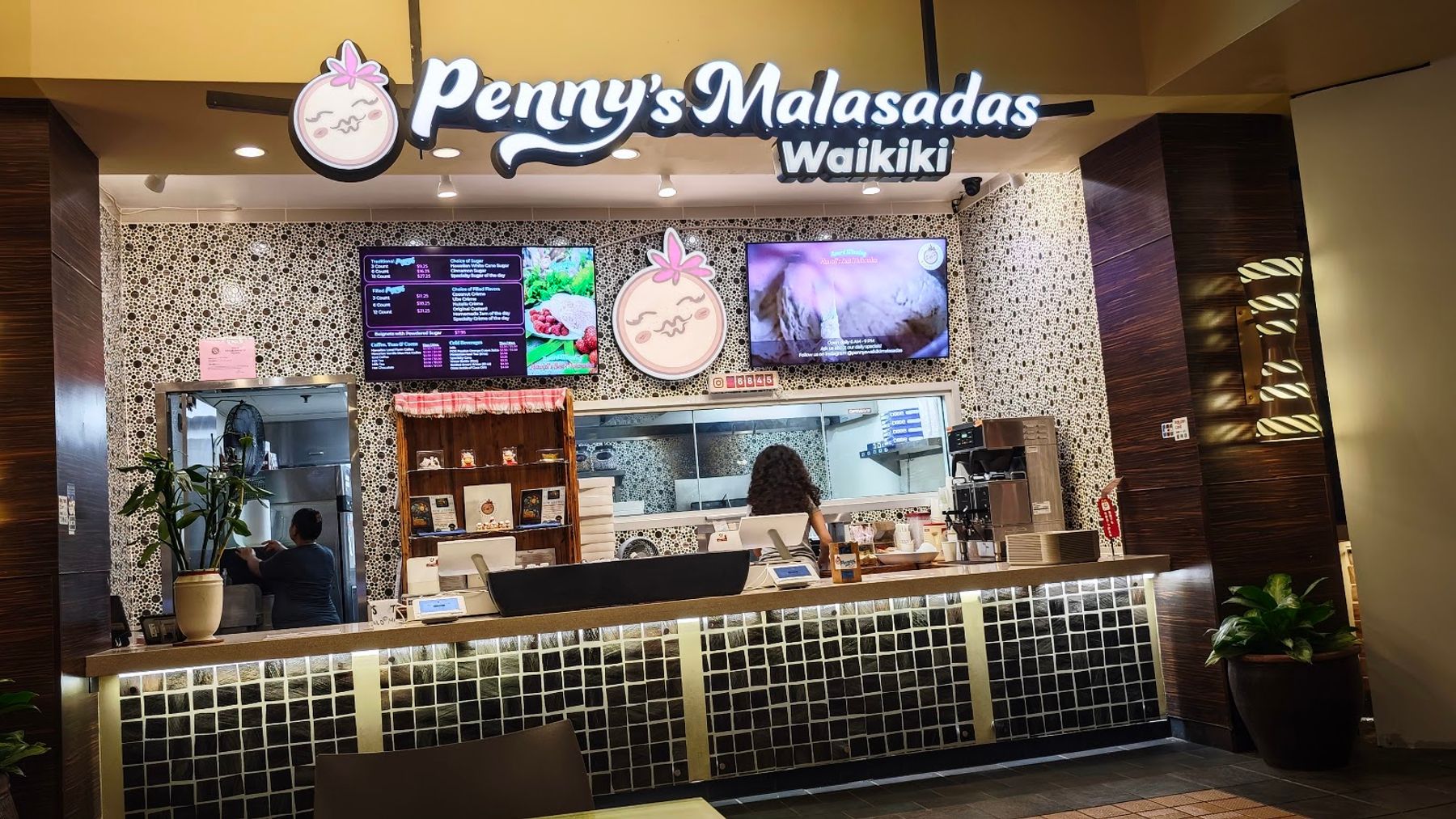 Photo 5 of Penny's Waikiki Malasadas in Waikīkī, Oahu