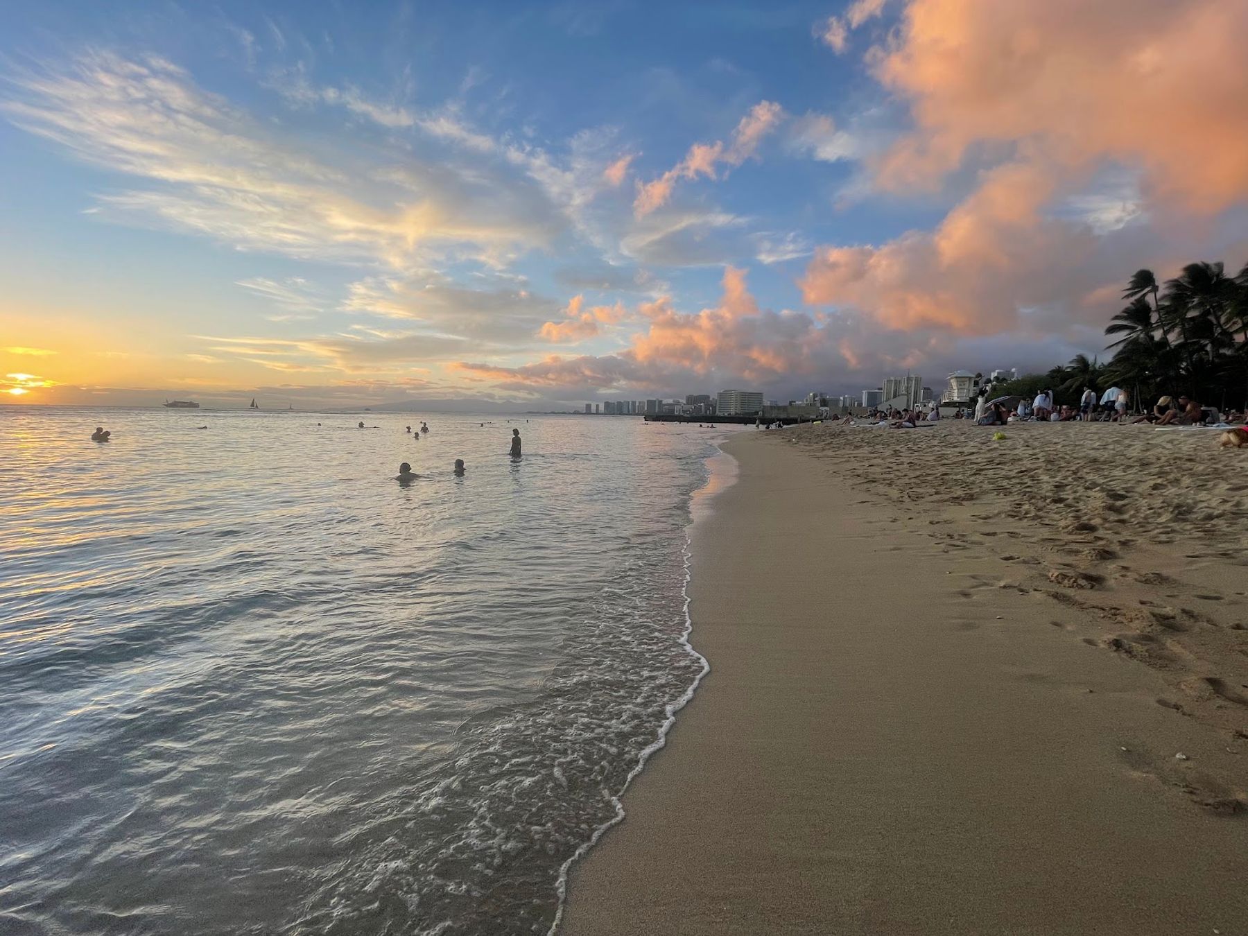 Photo 3 of Kaimana Beach in Diamond Head & Kapahulu, Oahu
