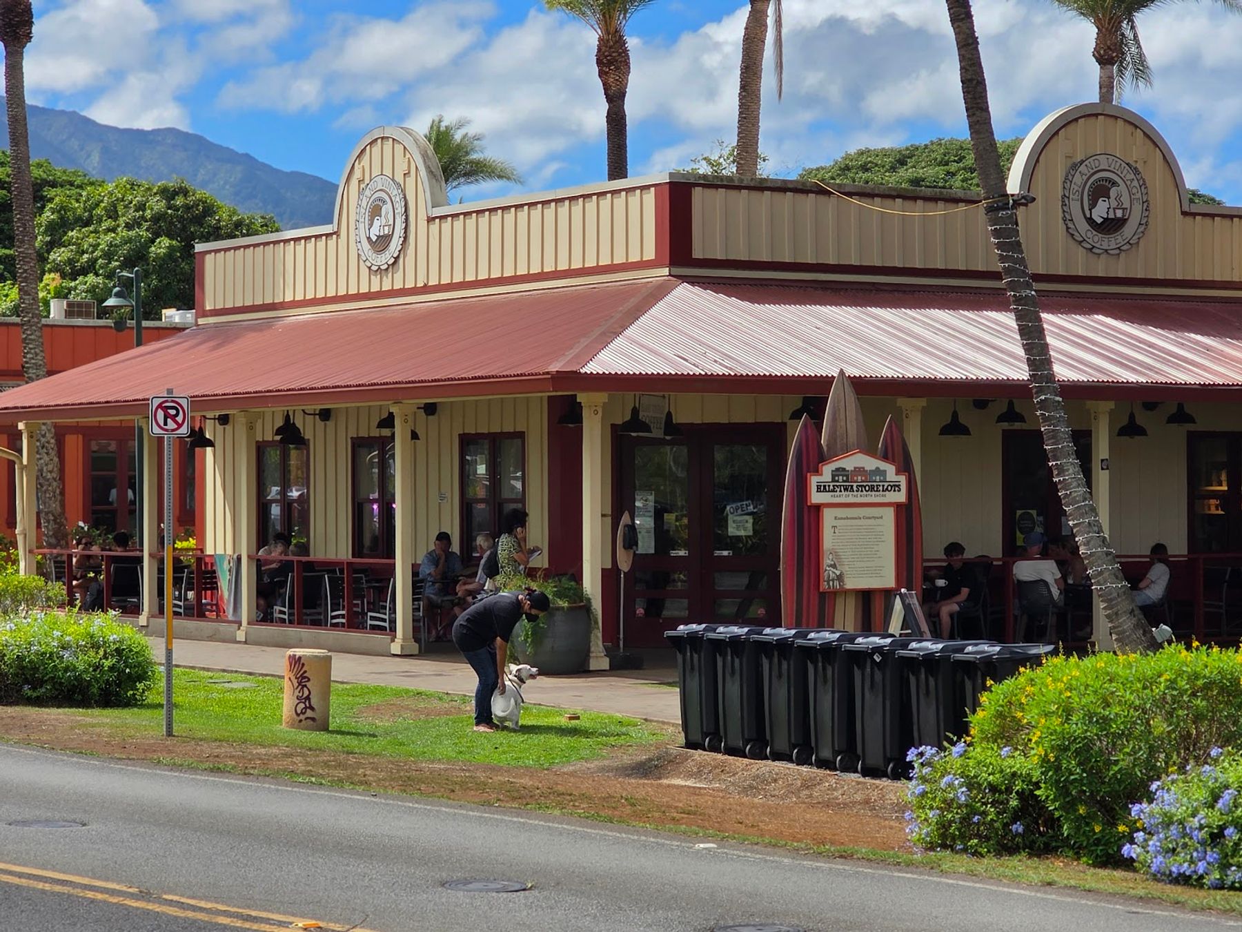 Photo 6 of Island Vintage Coffee in Haleʻiwa, Oahu