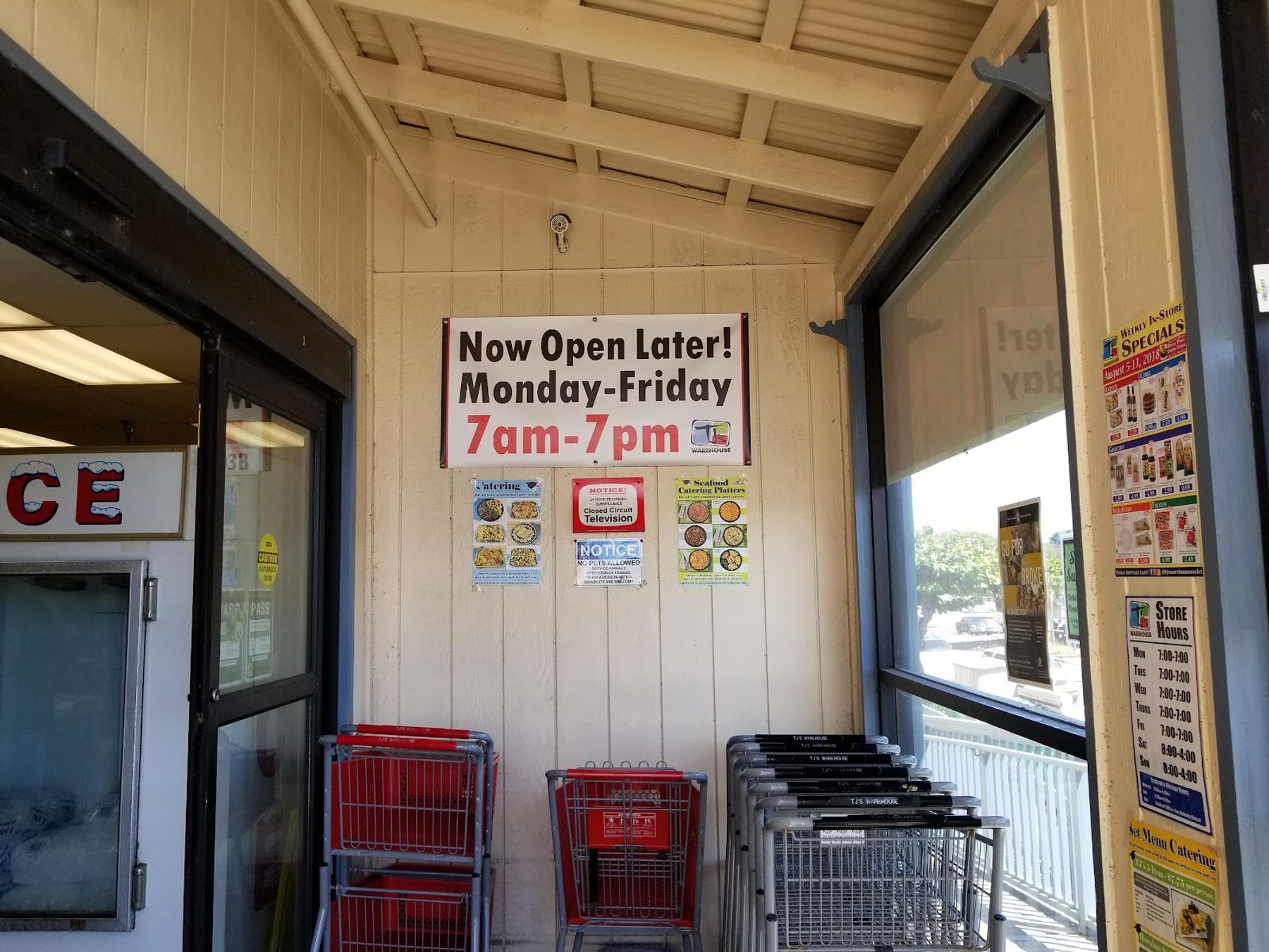 Photo 1 of Tj's Warehouse Outlet in Wailuku, Maui