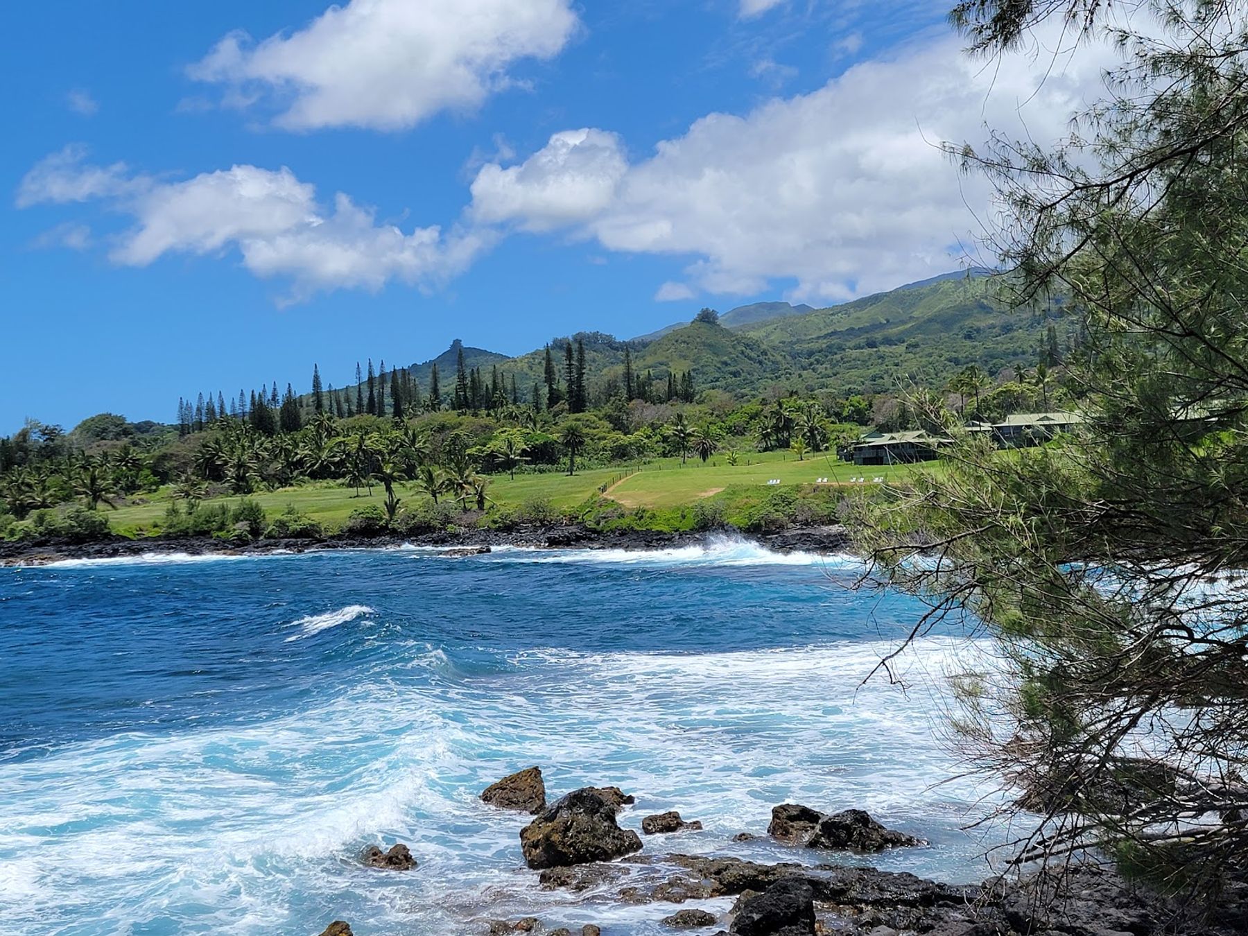 Photo 4 of Hāna Bay Beach Park in Hāna, Maui