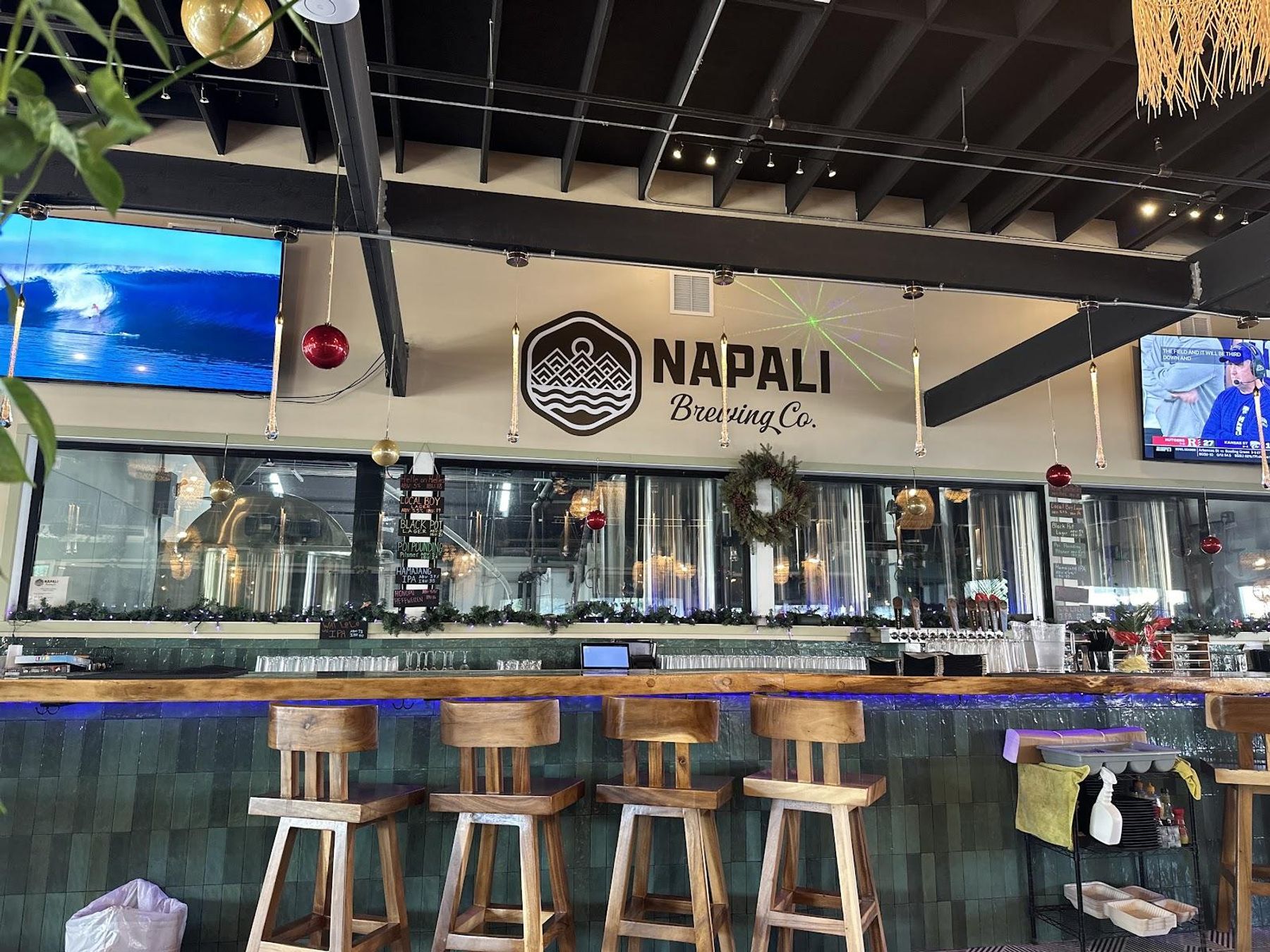 Napali Brewing Co. restaurant in Kapaʻa, Kaua‘i