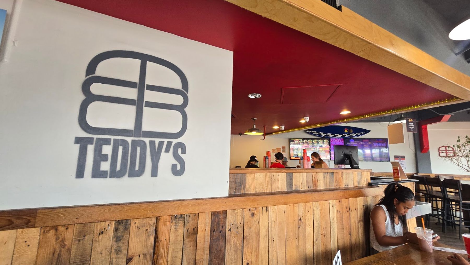 Photo 5 of Teddy's Bigger Burgers - Hawaii Kai in Hawaiʻi Kai & East Honolulu, Oahu