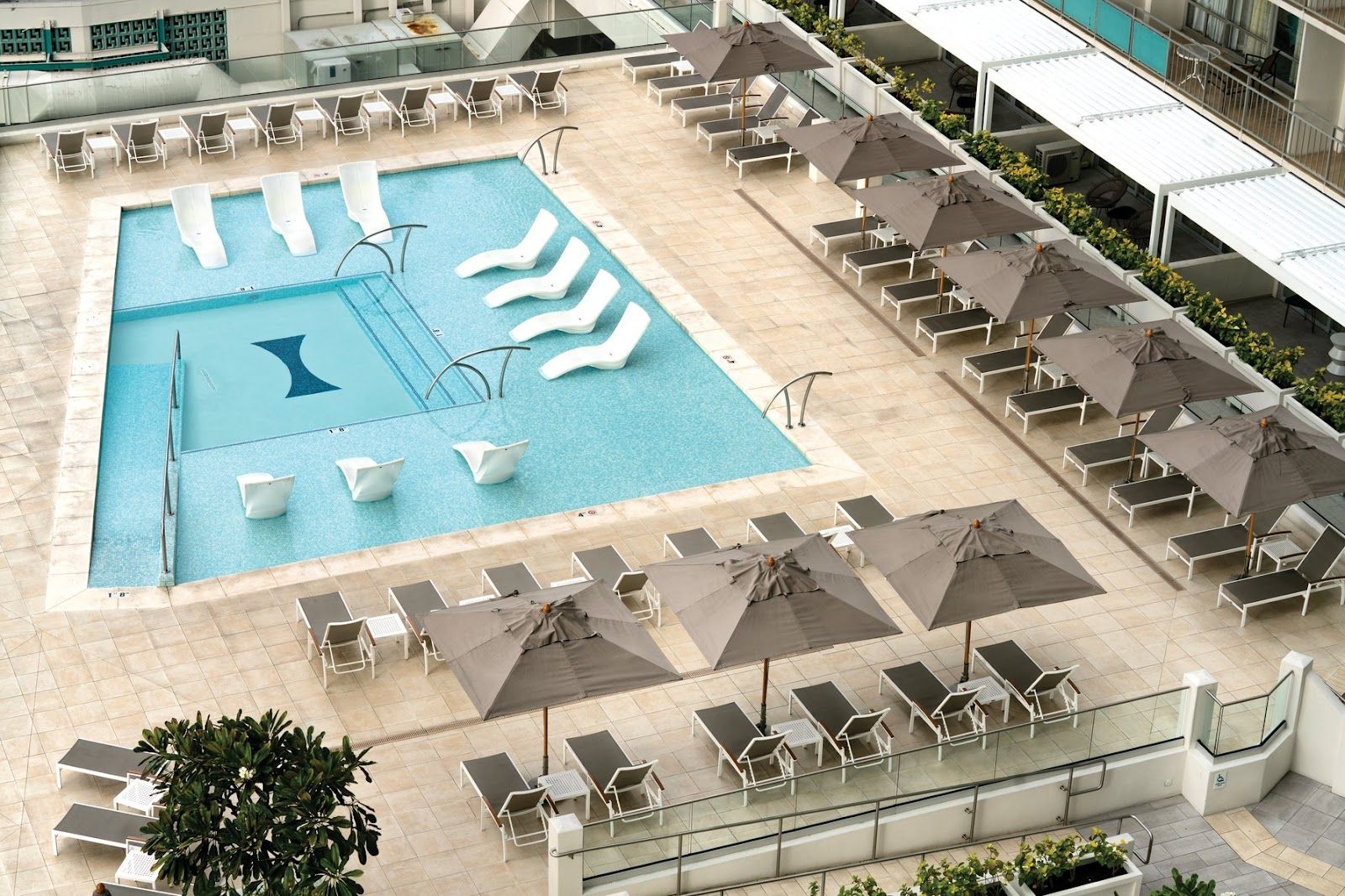 Photo 9 of Waikiki Marina Resort at the Ilikai in Waikīkī, Oahu