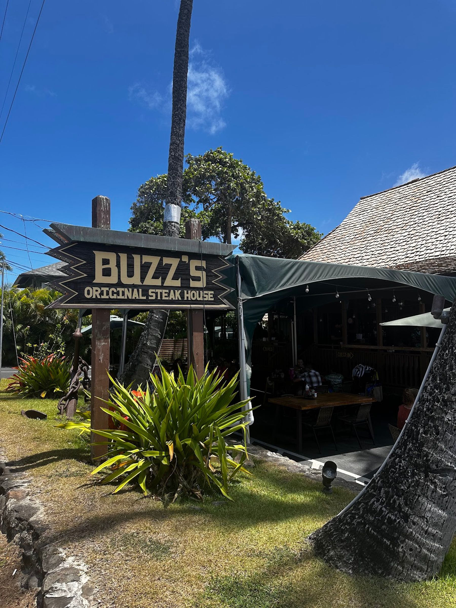 Photo 4 of Buzz's Original Steak House in Kailua & Lanikai, Oahu