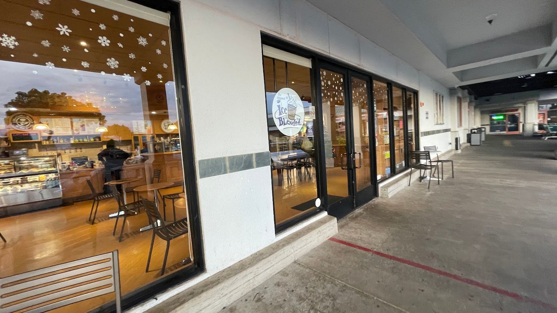 Photo 6 of The Coffee Bean & Tea Leaf Ewa Beach in ʻEwa Beach, Oahu