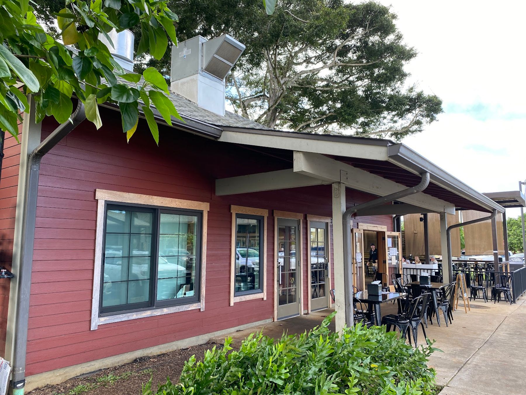 Photo 8 of Kenji Burger Kilauea in Kīlauea, Kauai