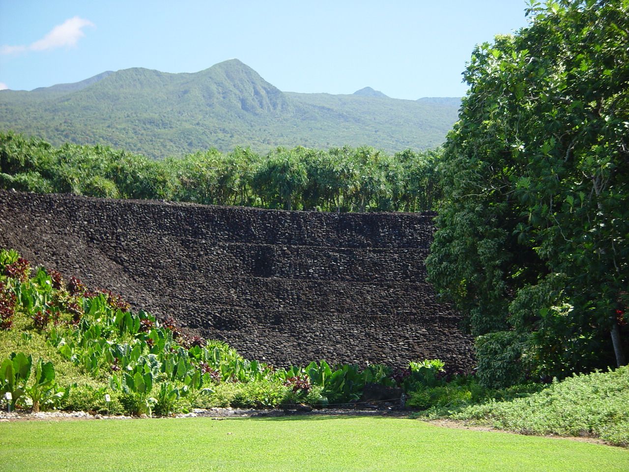 Photo 2 of Kahanu Garden, National Tropical Botanical Garden in Keʻanae-Nāhiku, Maui