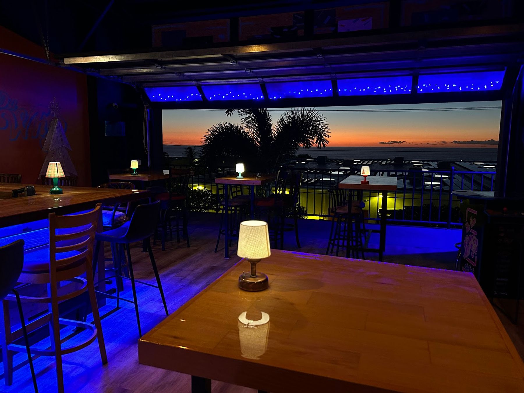 Photo 1 of Da Whip Sandos & Bar in Kailua-Kona, Big Island