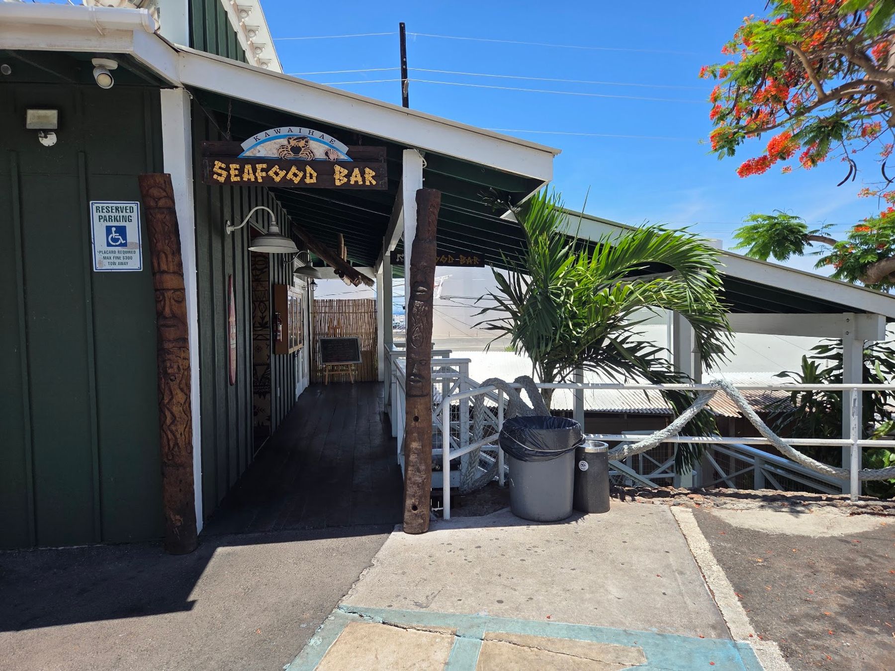 Photo 9 of Seafood Bar and Grill in Mauna Kea Beach, Big Island