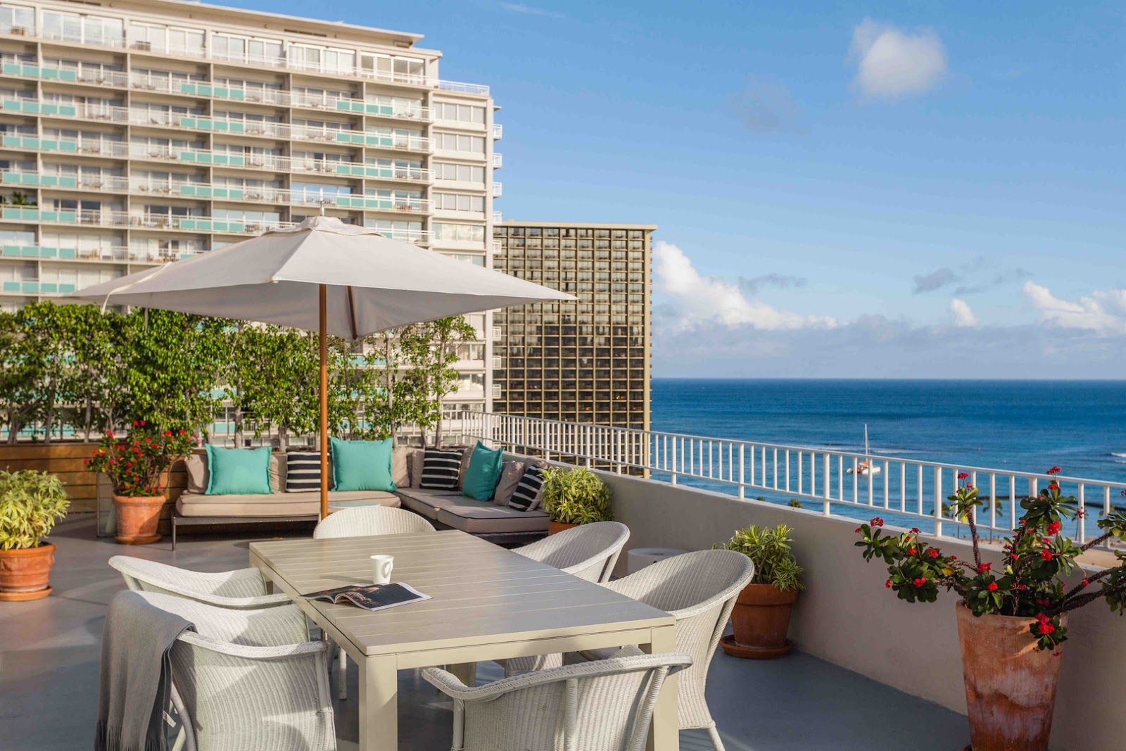 Photo 4 of Hilton Vacation Club The Modern Honolulu in Waikīkī, Oahu
