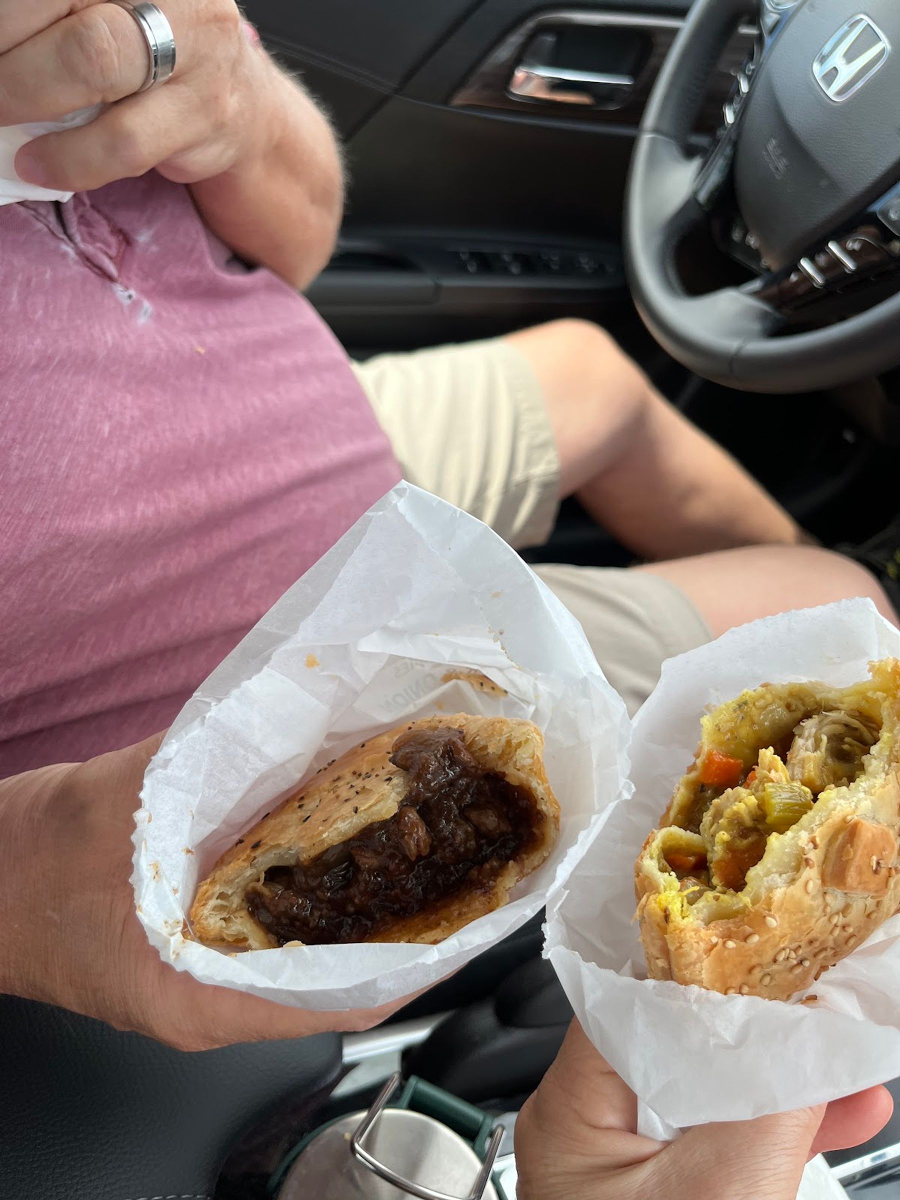 Photo 7 of The Kiwi Korner puffs & pies in Lāʻie, Oahu