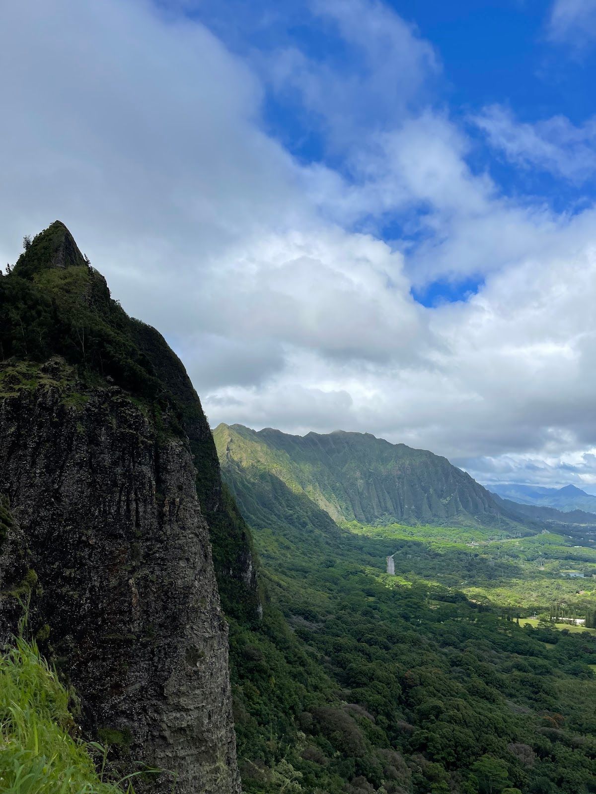 Photo 3 of Nuʻuanu Pali Lookout in Mānoa, Makiki & Nuʻuanu, Oahu