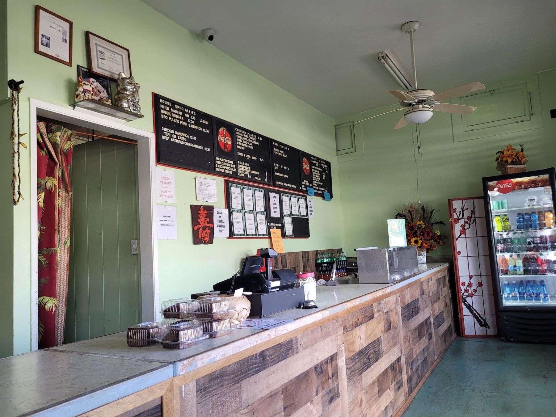 Bobbie's Restaurant restaurant in Hanapepe, Kaua‘i photo 7