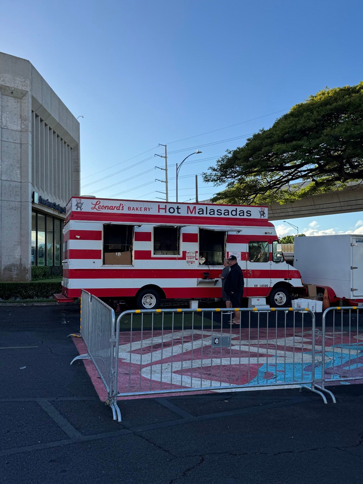 Photo 5 of Leonard's Pearlridge Malasada Mobile in Pearl Harbor & ʻAiea, Oahu