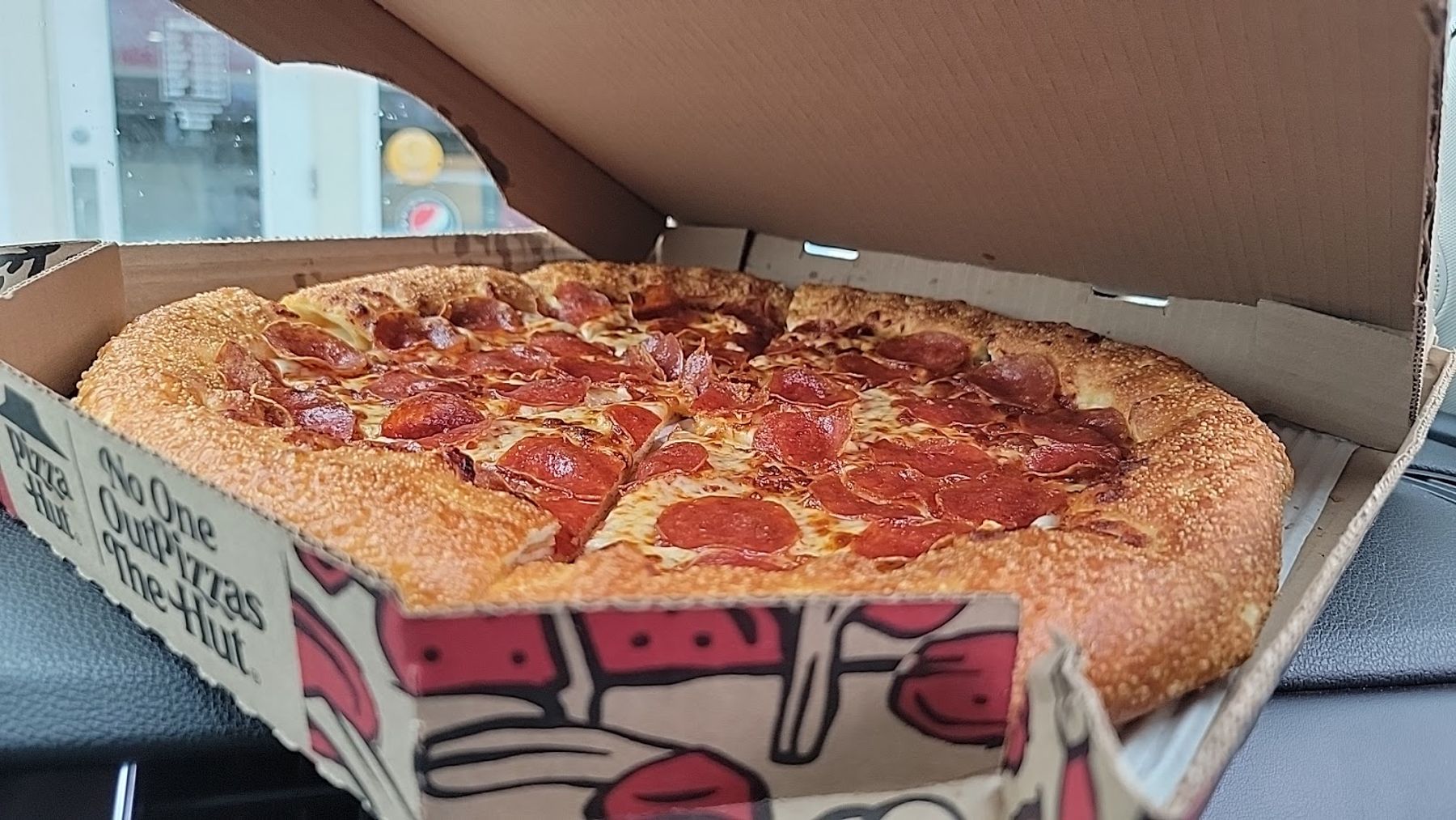 Photo 2 of Pizza Hut in Pāhoa, Big Island