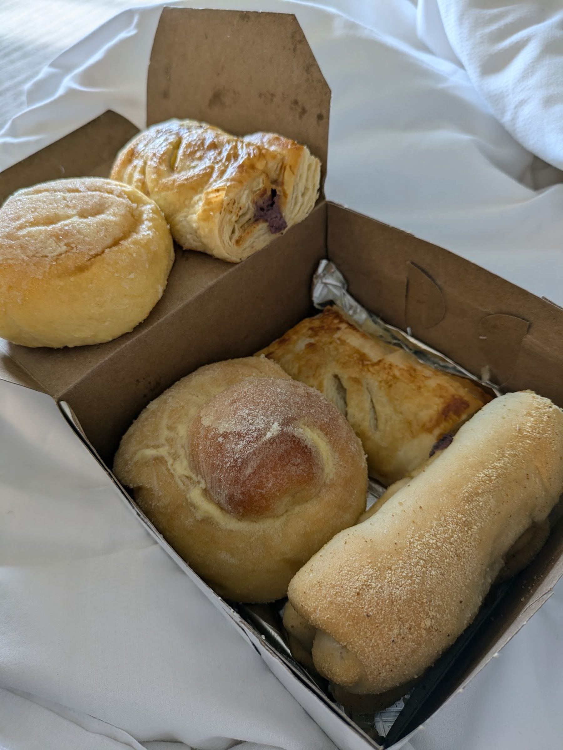 Photo 8 of Nanding's Bakery in Diamond Head & Kapahulu, Oahu