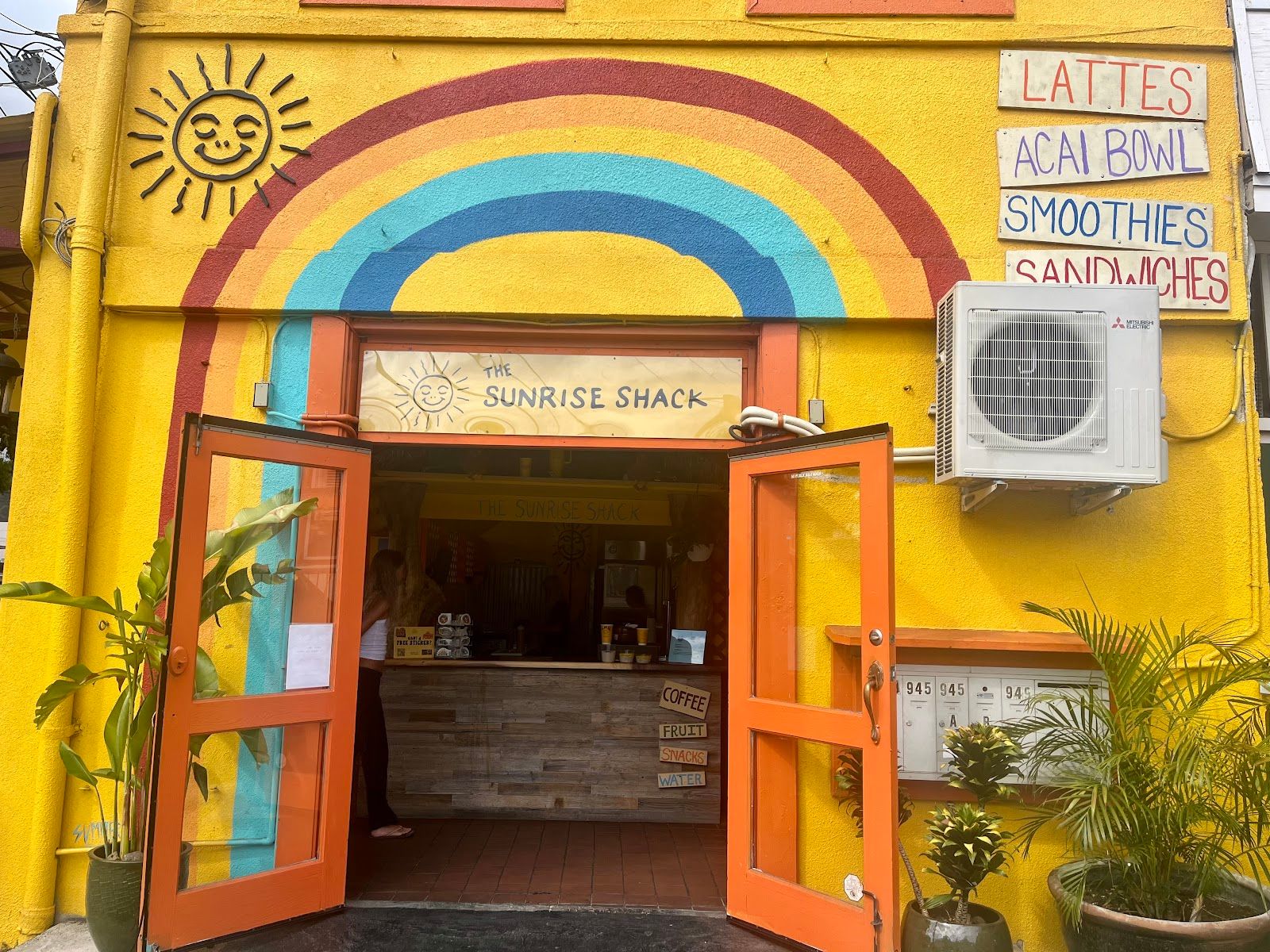 Photo 1 of The Sunrise Shack - Kapahulu in Diamond Head & Kapahulu, Oahu