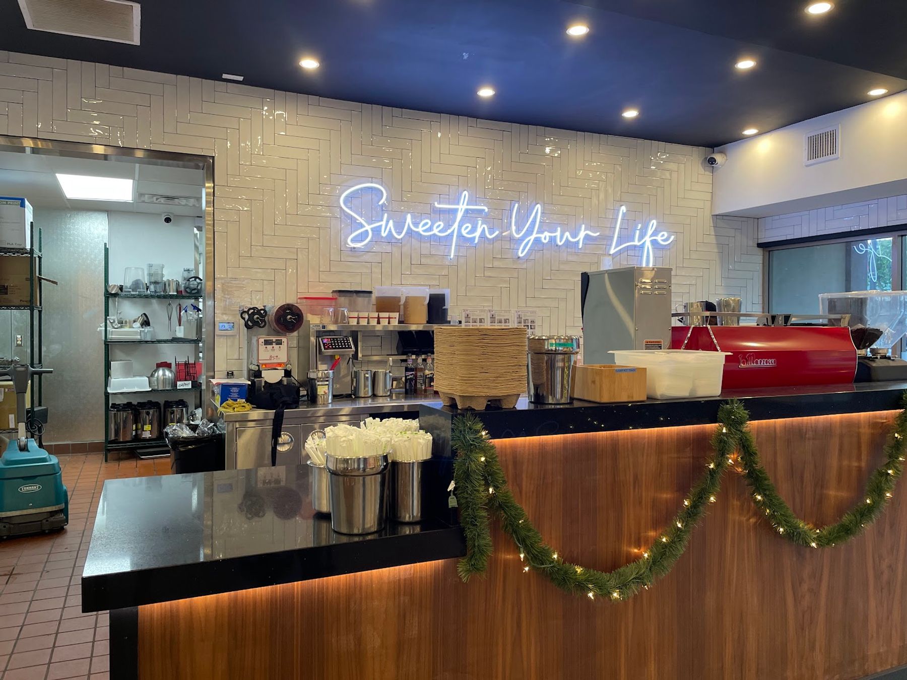 Photo 8 of 85°C Bakery Cafe - Kapolei in Kapolei & Makakilo, Oahu