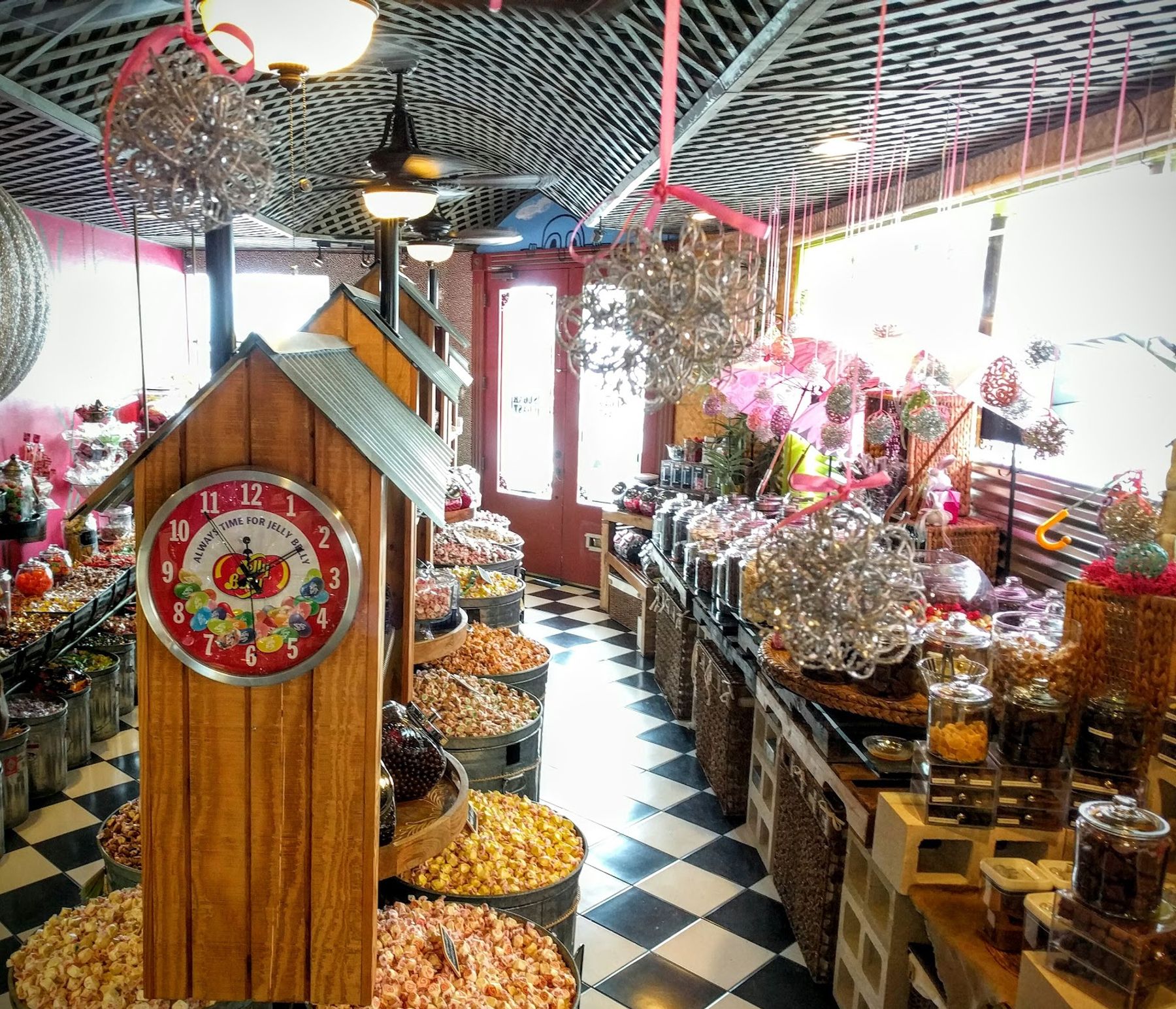 Photo 2 of Sugar Coast Candy in Hilo, Big Island