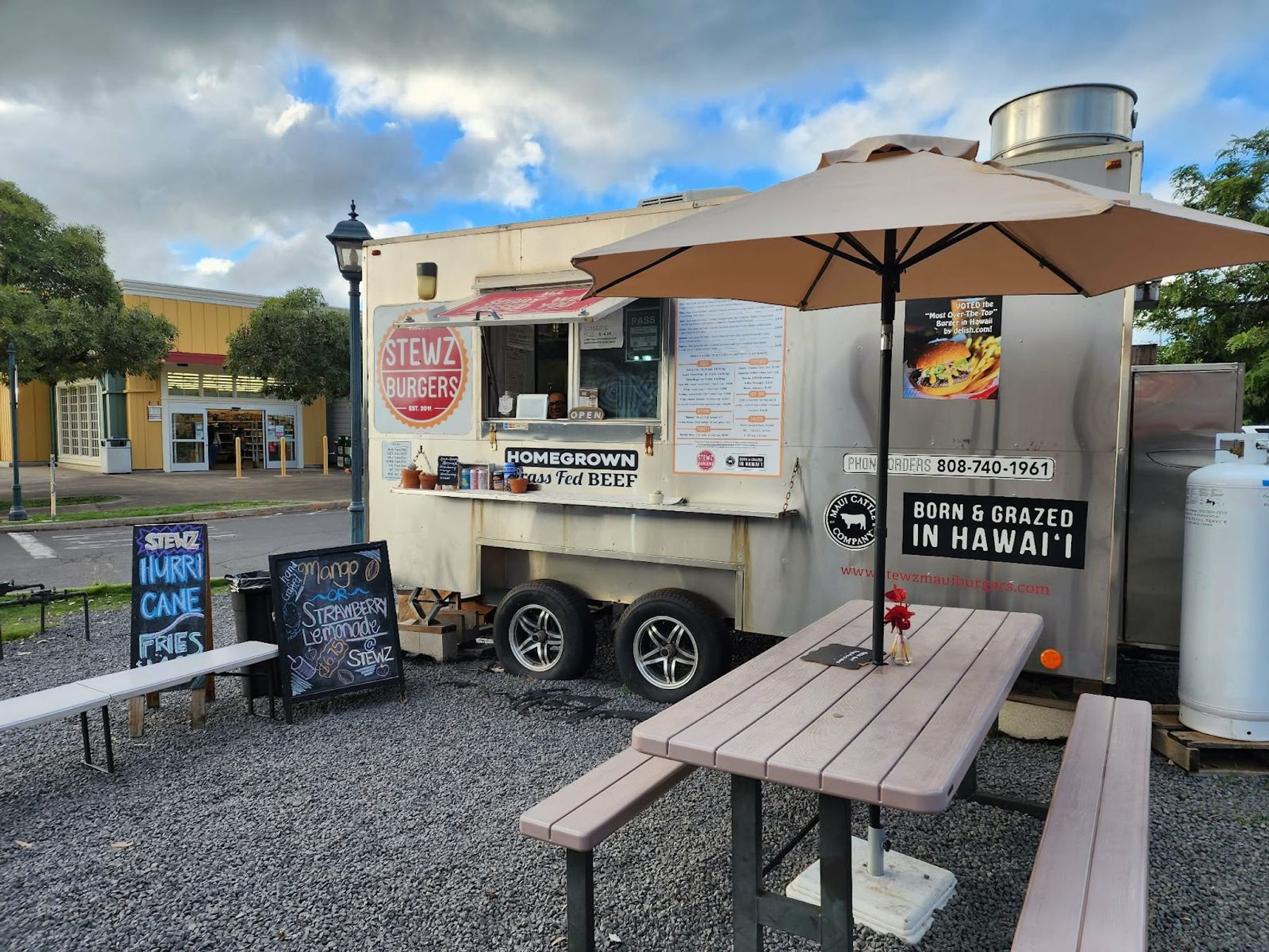 Photo 1 of Stewz Burgers (Upcountry Food Truck) in Makawao & Pukalani, Maui