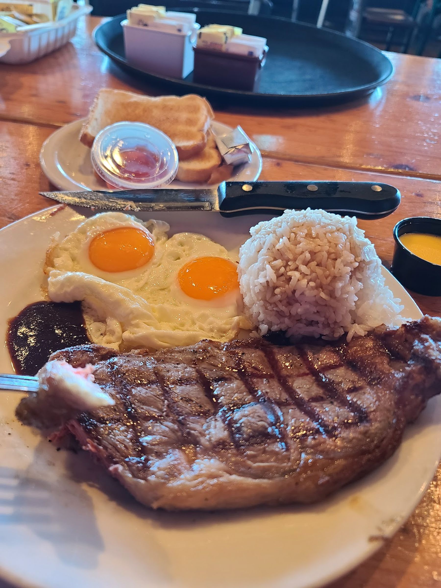 Photo 3 of Laverne's Big Island Alehouse & Restaurant in Kailua-Kona, Big Island