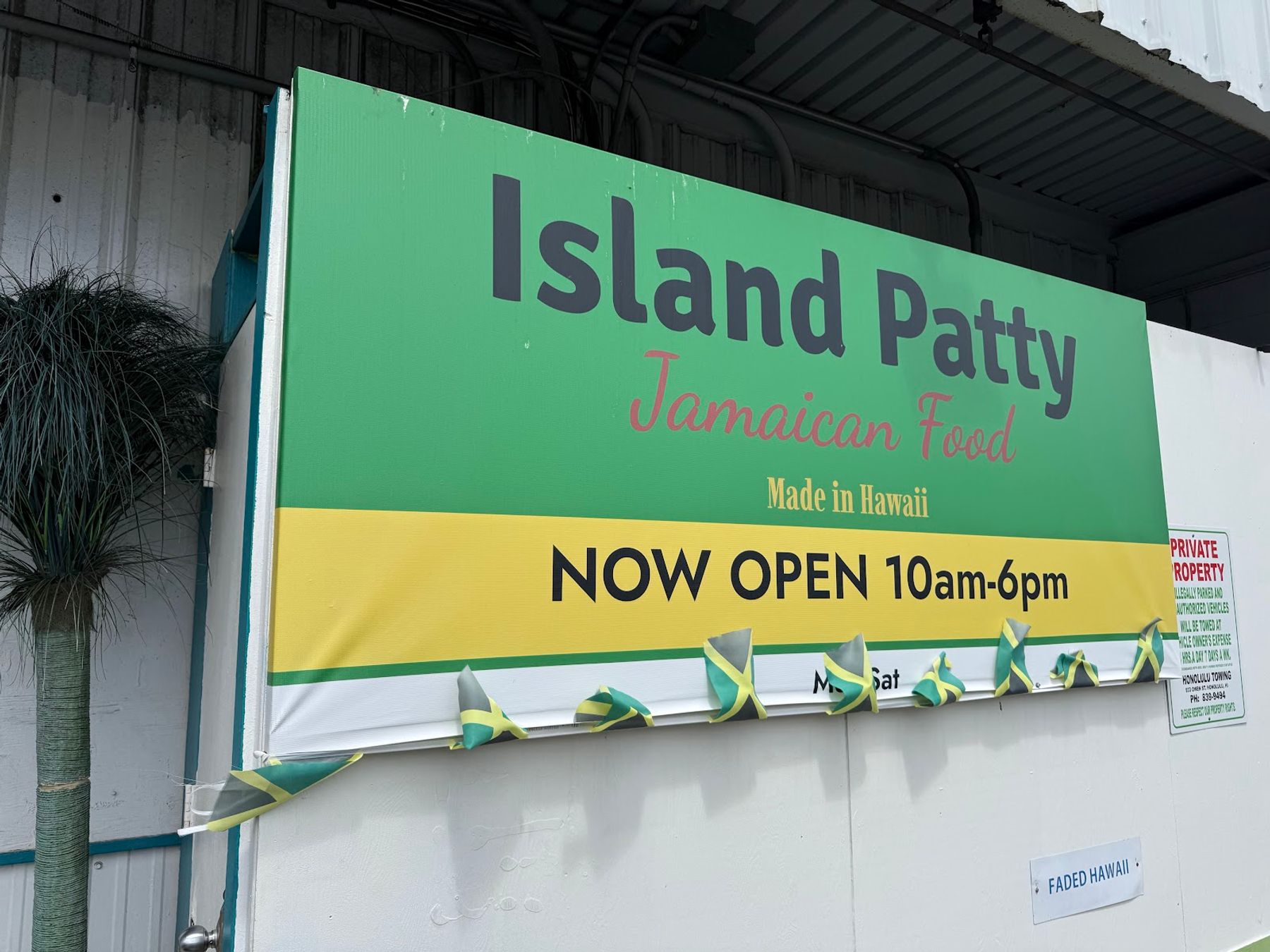 Photo 3 of Island Patty in Kāneʻohe, Oahu