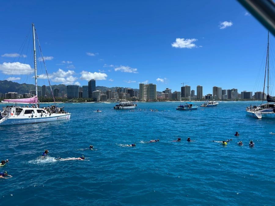 Photo 1 of Charter Oahu in Ala Moana & Mōʻiliʻili, Oahu