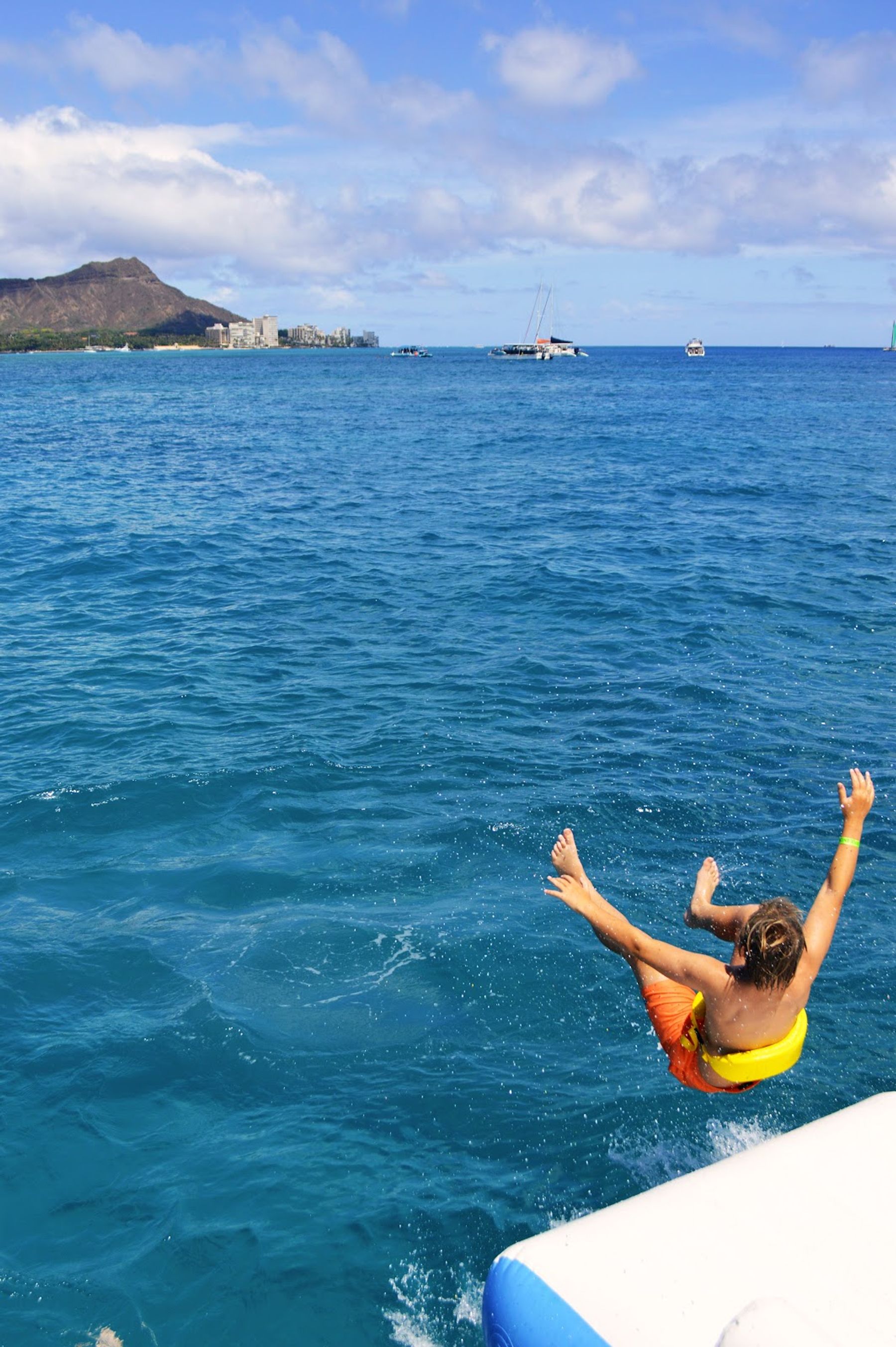 Photo 3 of E Sea Diver in Ala Moana & Mōʻiliʻili, Oahu