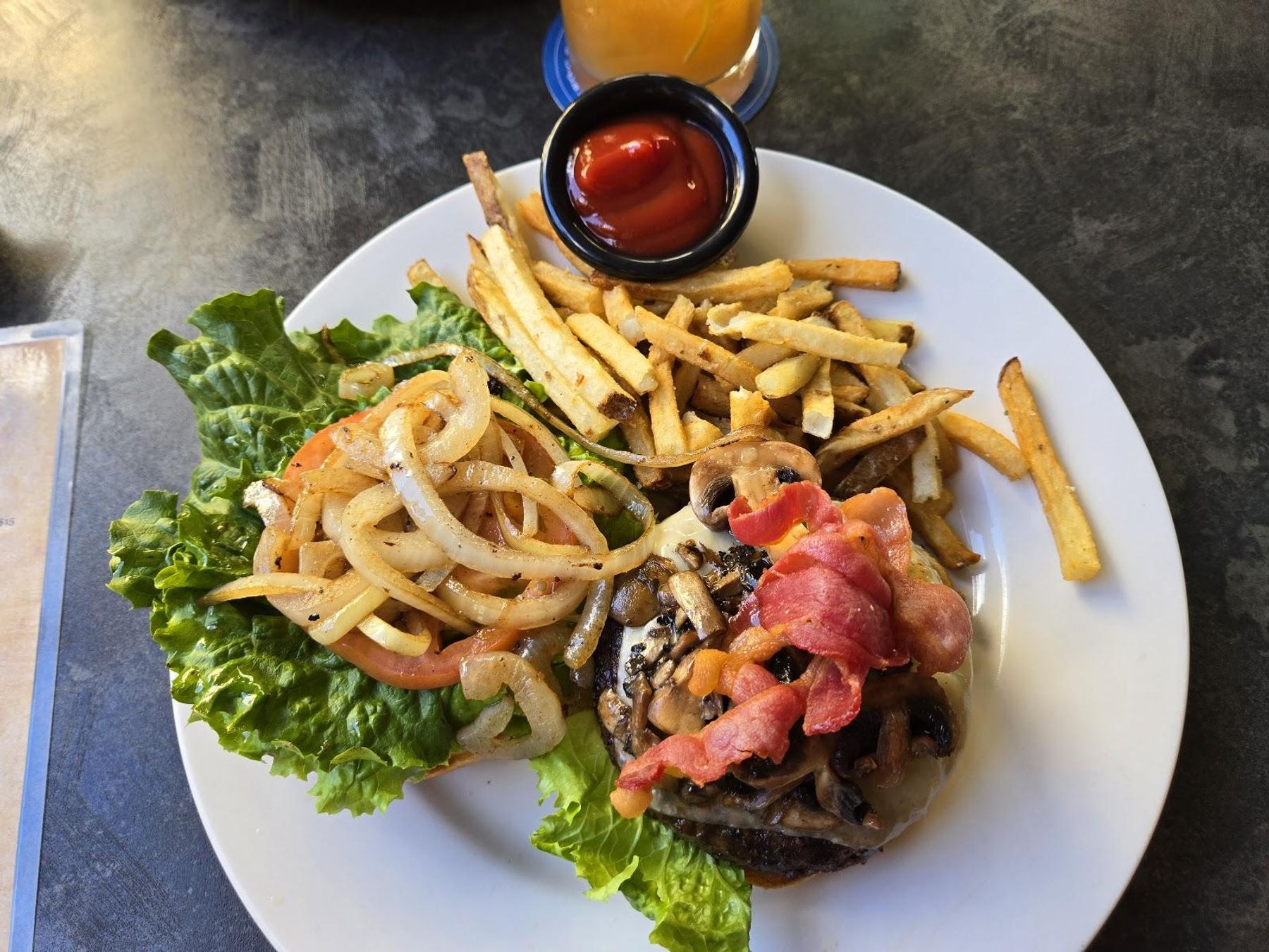 Kauai Island Brewing Koloa restaurant in Kōloa, Kaua‘i photo 2