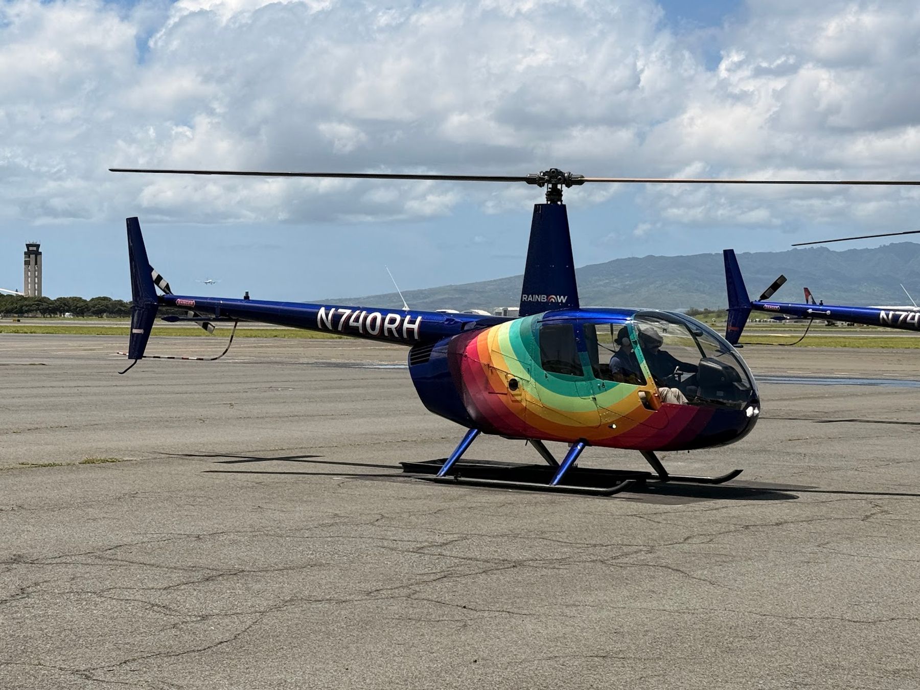 Photo 5 of Rainbow Helicopters in Pearl Harbor & ʻAiea, Oahu