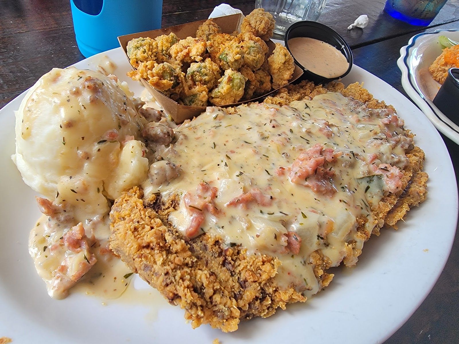 Photo 3 of Dixie Grill BBQ & Crab Shack in Pearl Harbor & ʻAiea, Oahu