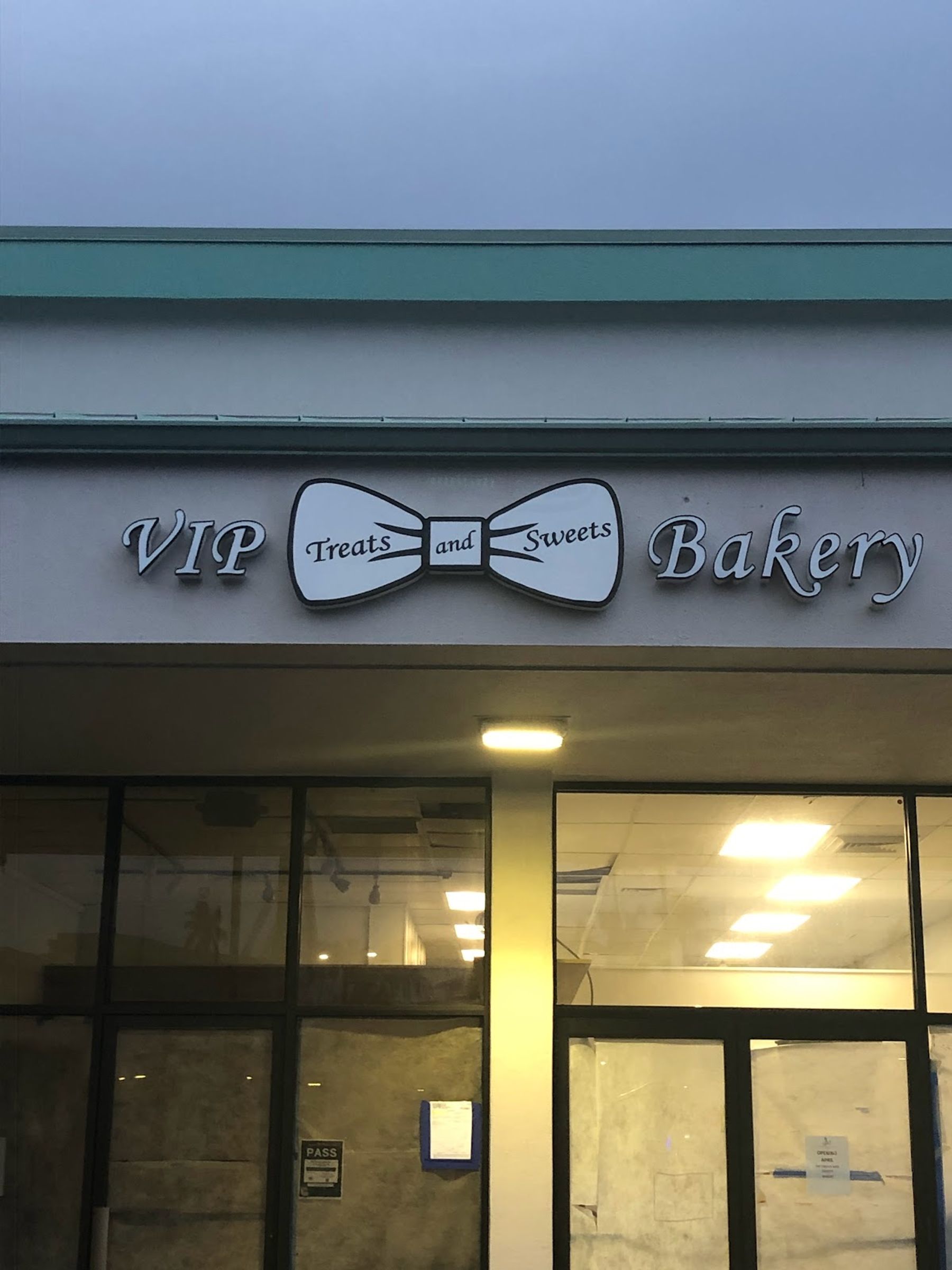 Photo 1 of VIP Treats and Sweets Bakery in Wailua, Kauai