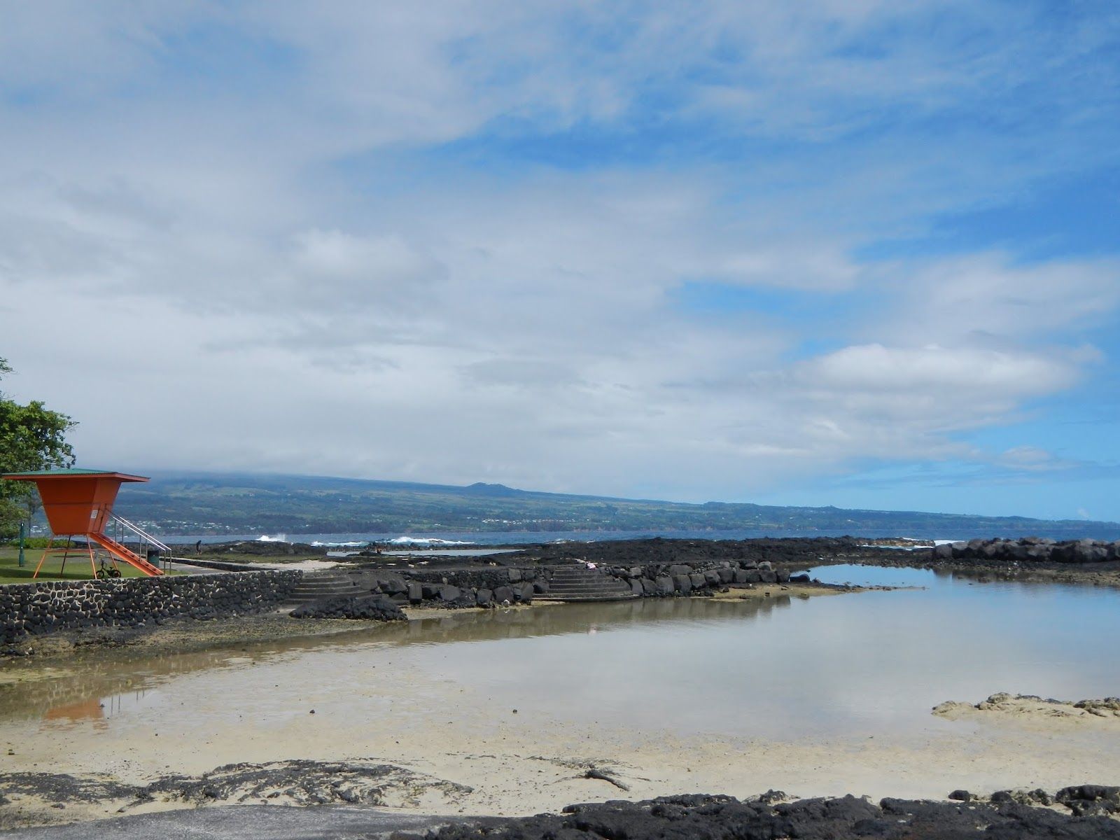 Photo 2 of Onekahakaha Beach Park in Hilo, Big Island