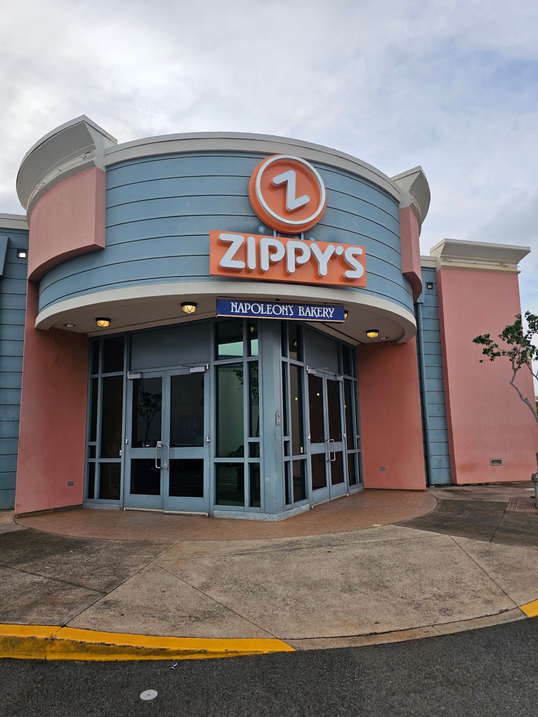Photo 7 of Zippy's Waipio in Waipahu & Kunia, Oahu