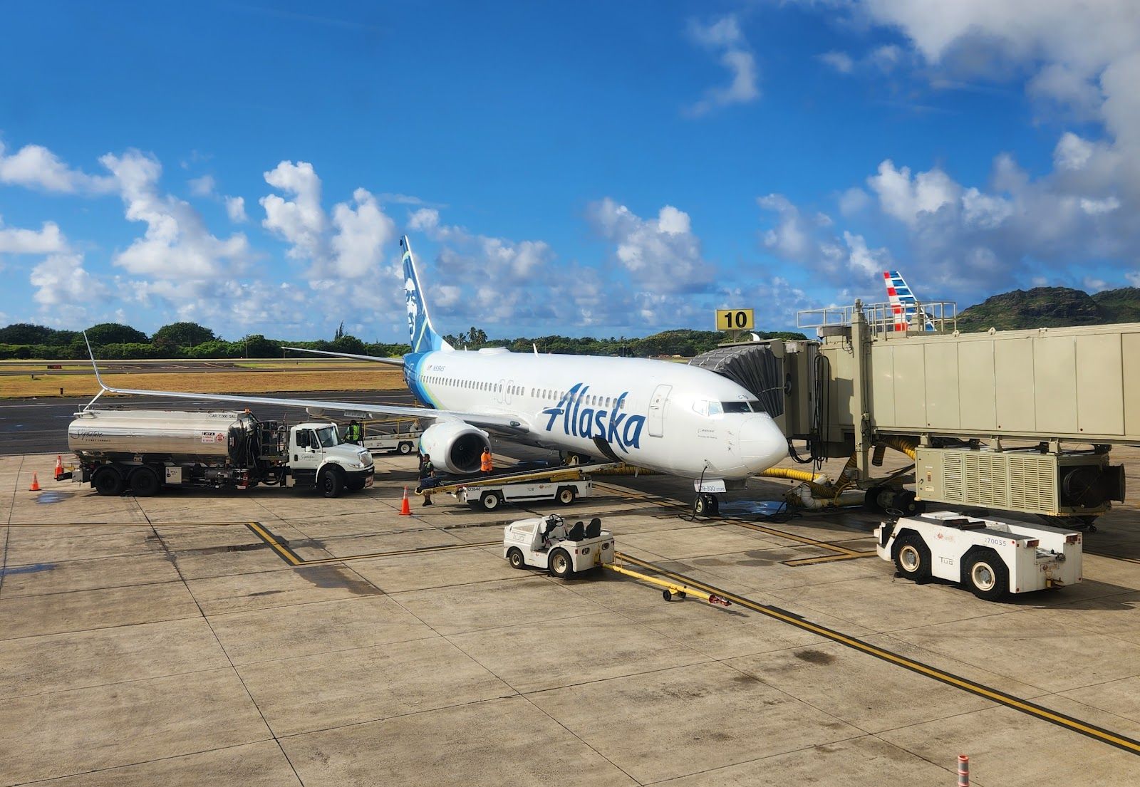 Lihue Airport (LIH) in Lihue, Kaua‘i photo 4