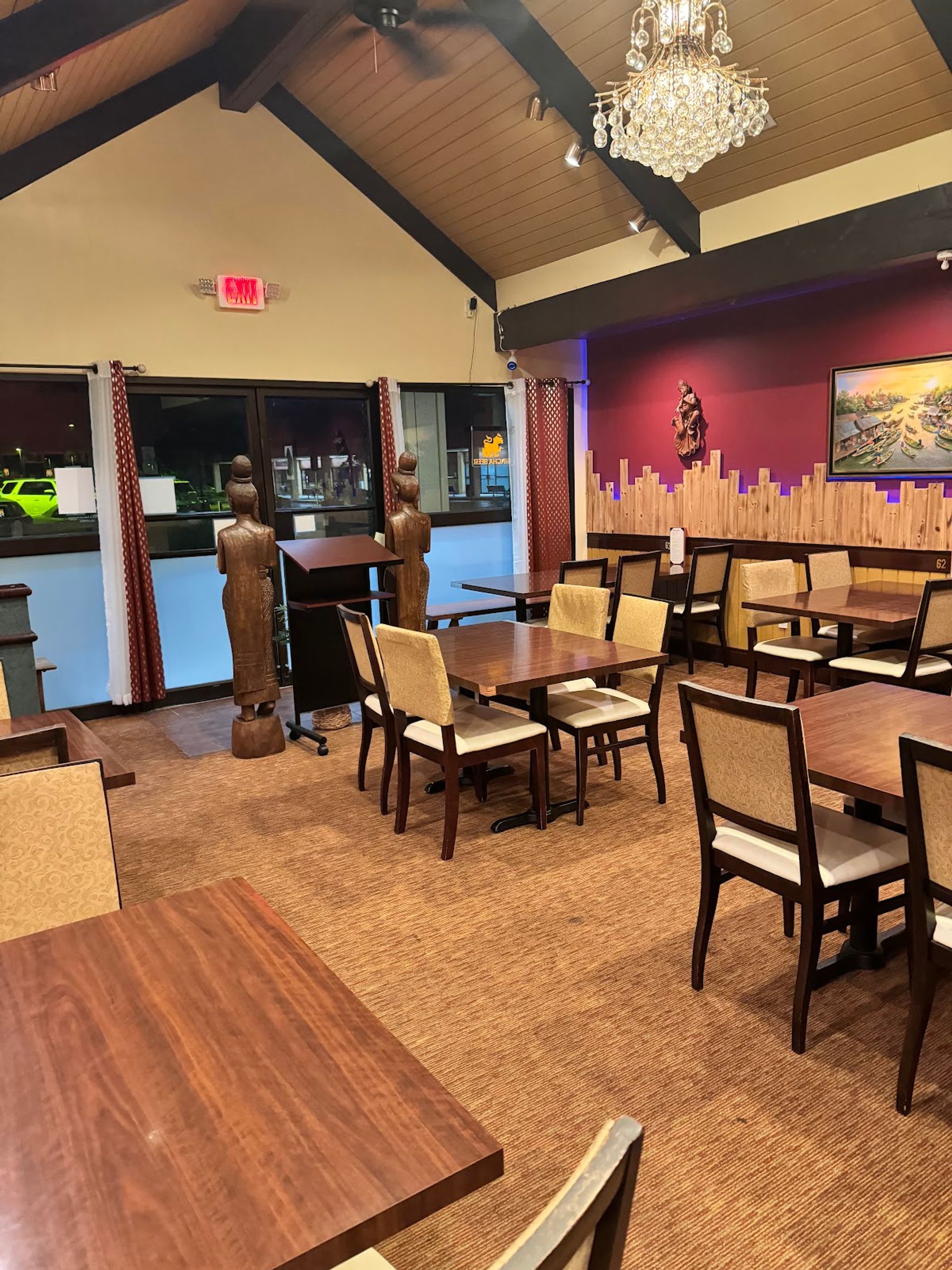 Photo 5 of Royal Thai Cafe in Kailua-Kona, Big Island