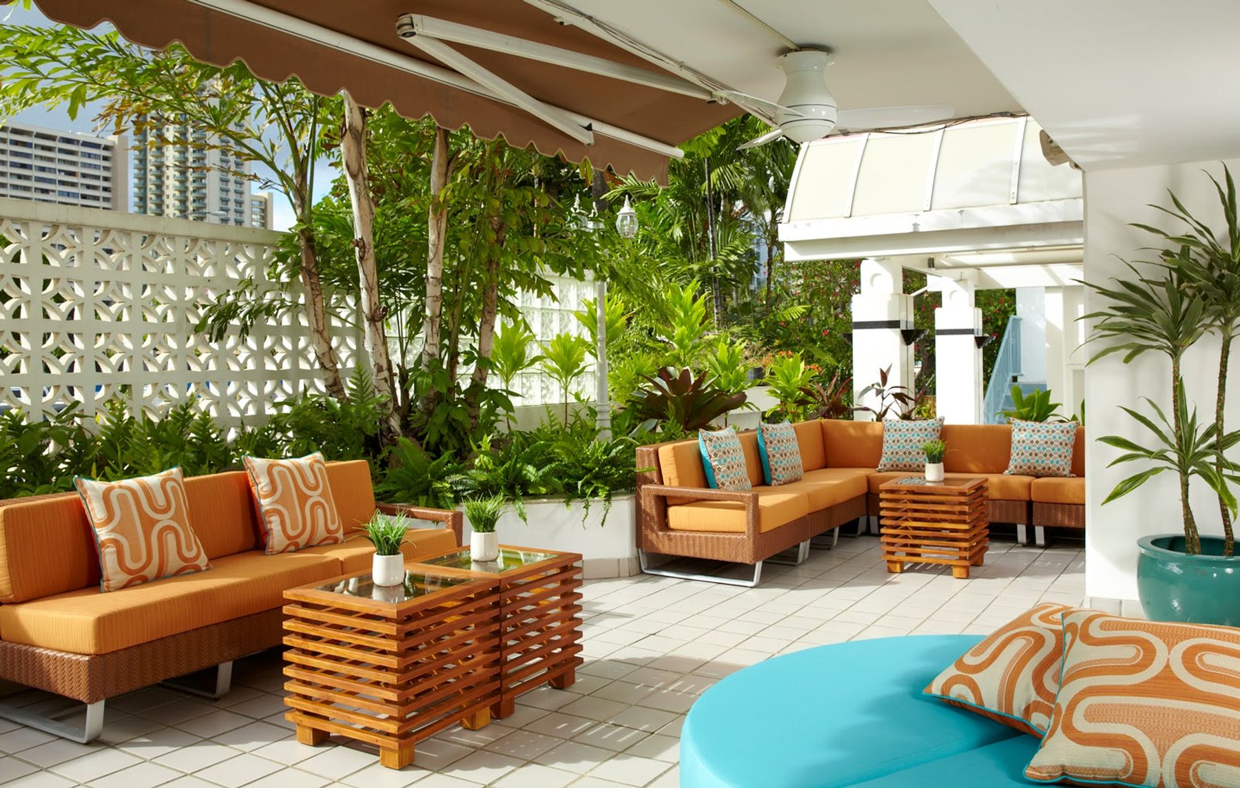 Photo 3 of Oasis Hotel Waikiki in Waikīkī, Oahu