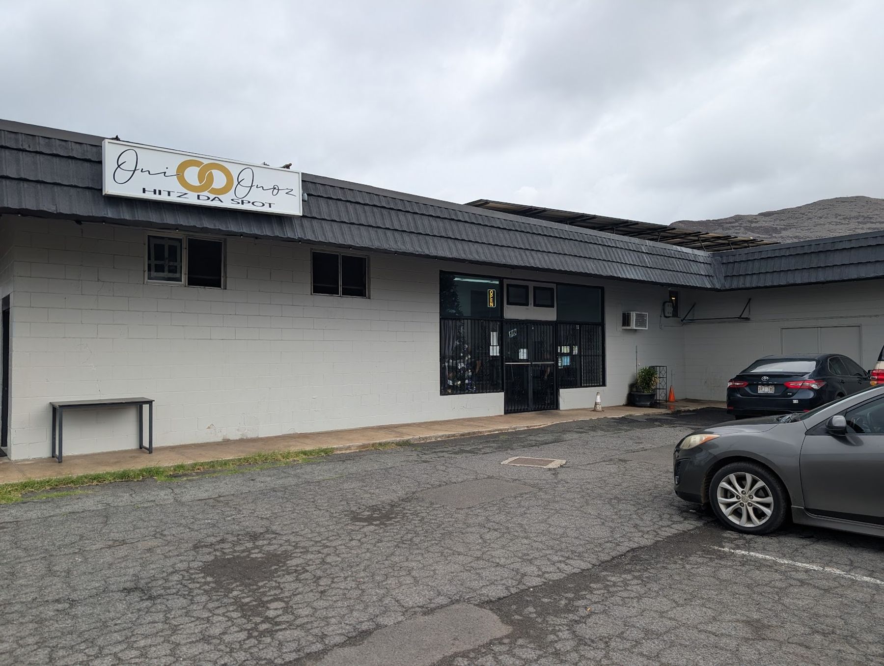 Photo 6 of Oni Onoz Restaurant & Bakery in Waiʻanae Coast, Oahu
